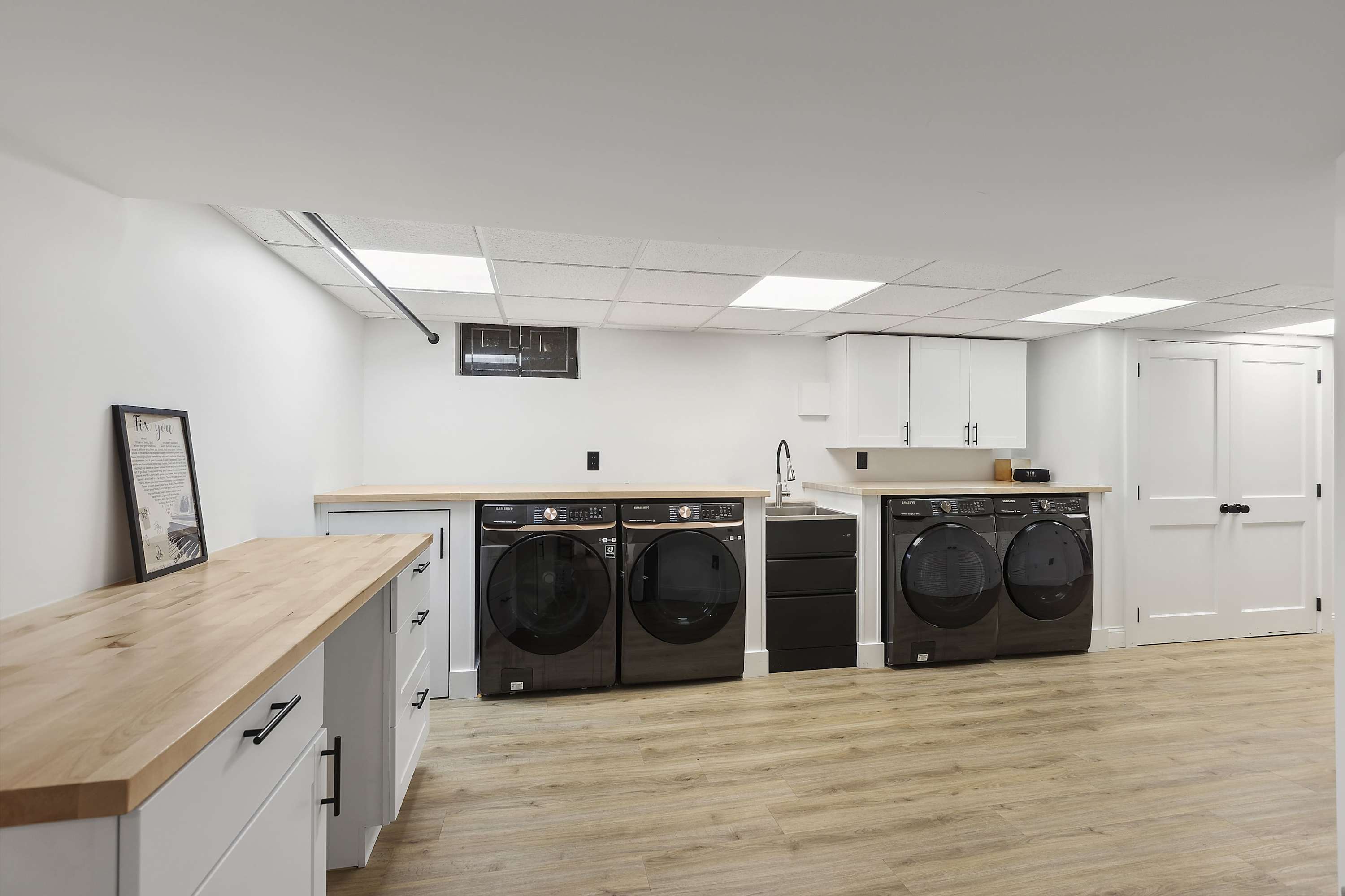 Wainscott Woods | Wainscott | Luxe Estate with Pool & Tennis photo 36