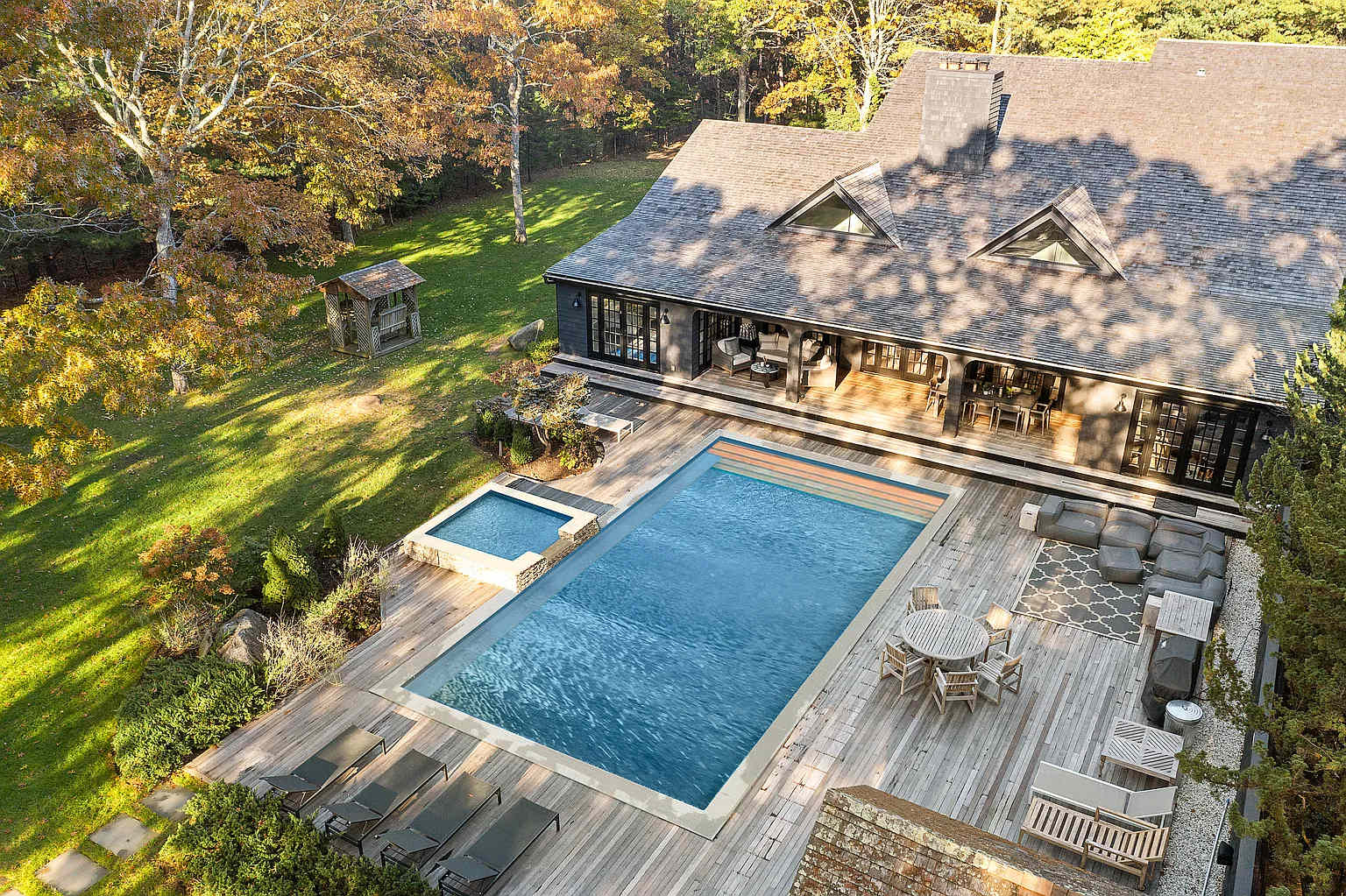 Wainscott Woods | Wainscott | Luxe Estate with Pool & Tennis photo 41