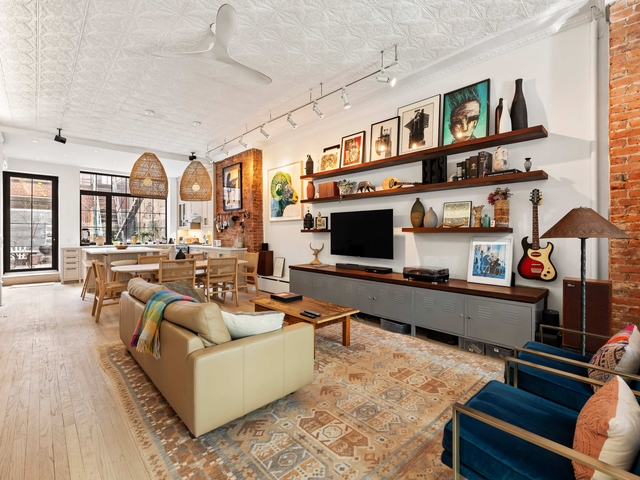 Image of Living space #1