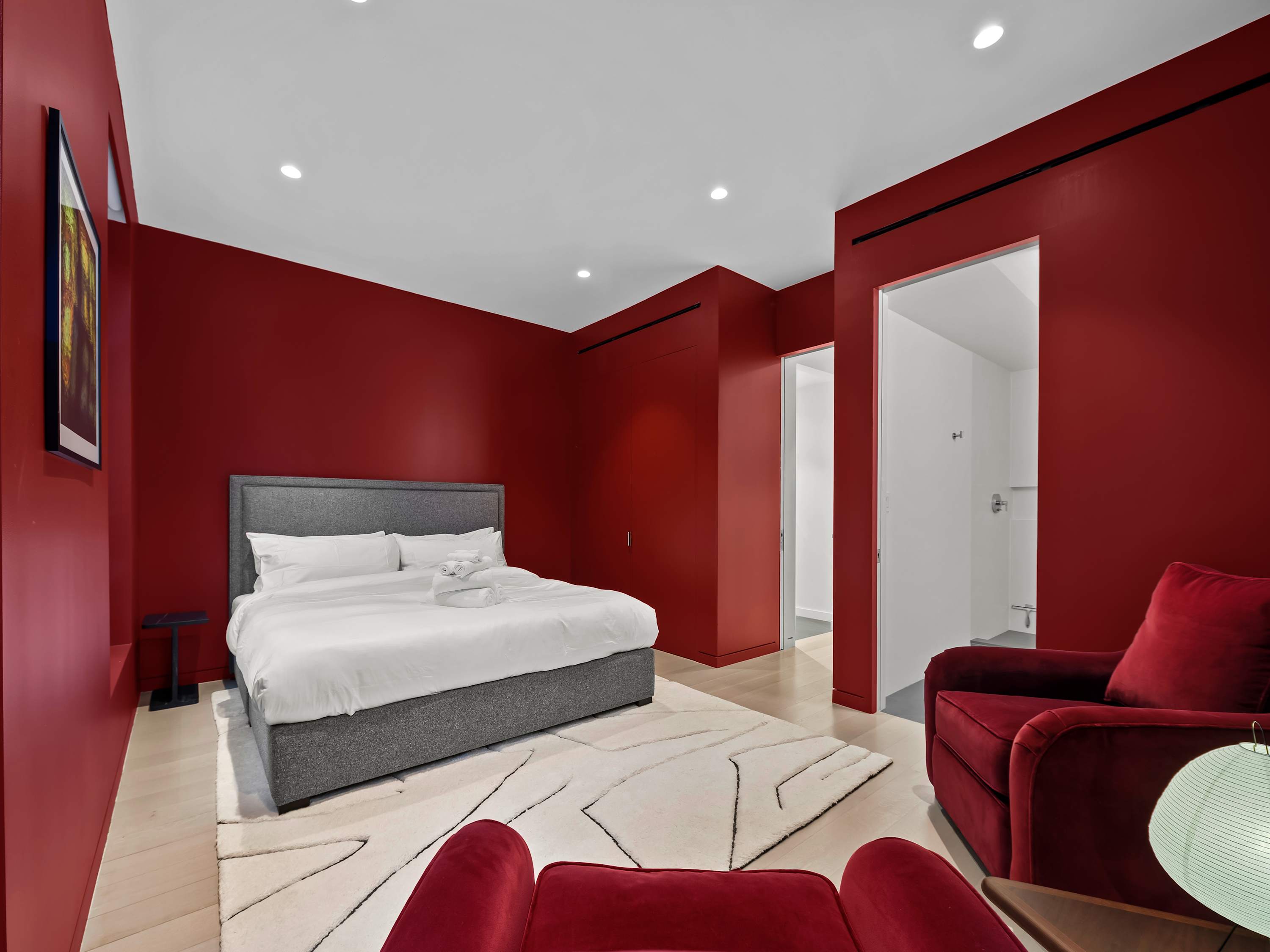 Westmont | Hell's Kitchen | Timeless Midtown Modern Apartment photo 18