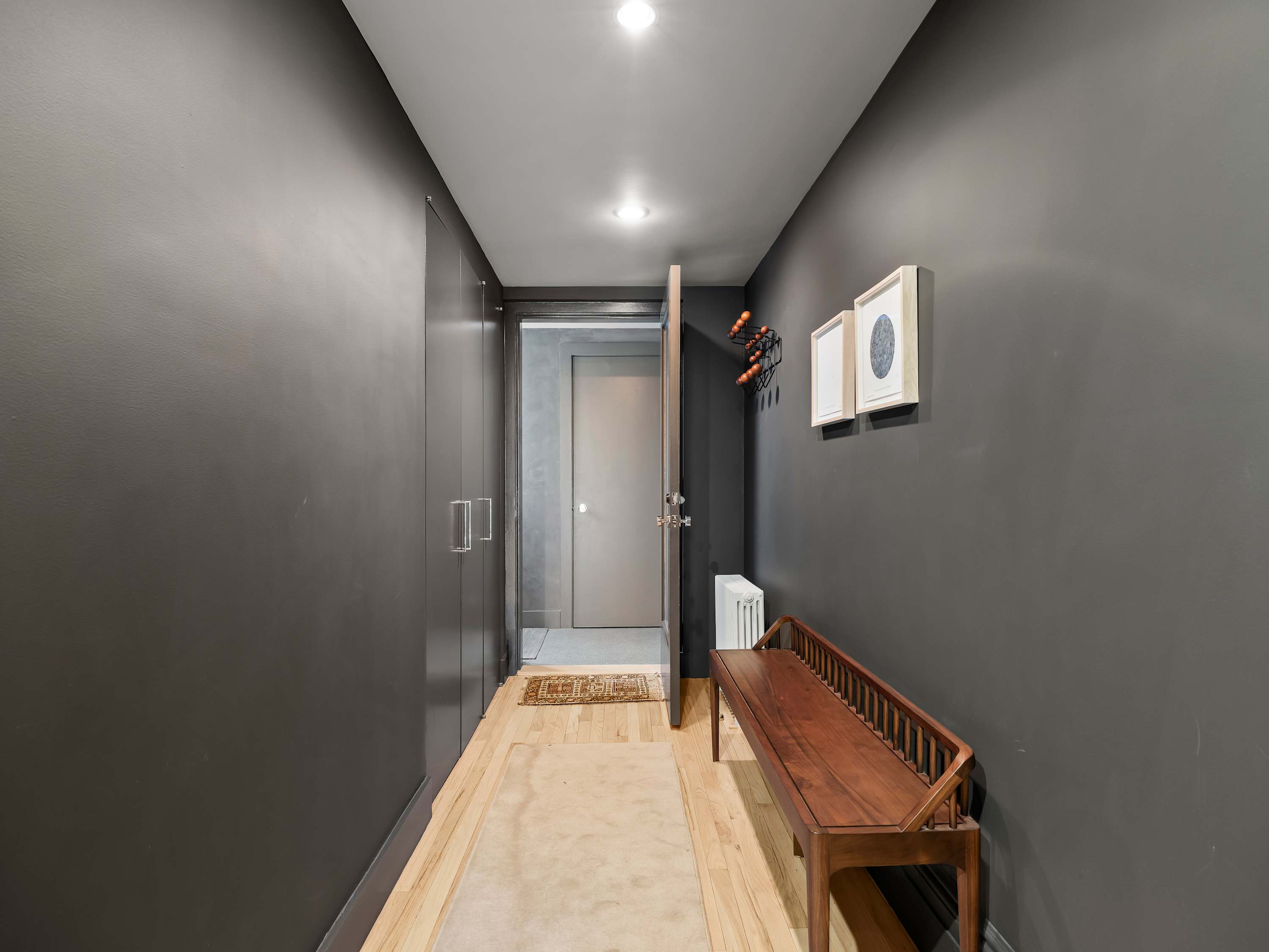 Ainslie Residence | Williamsburg | Lavish Townhouse with Private Garden photo 7