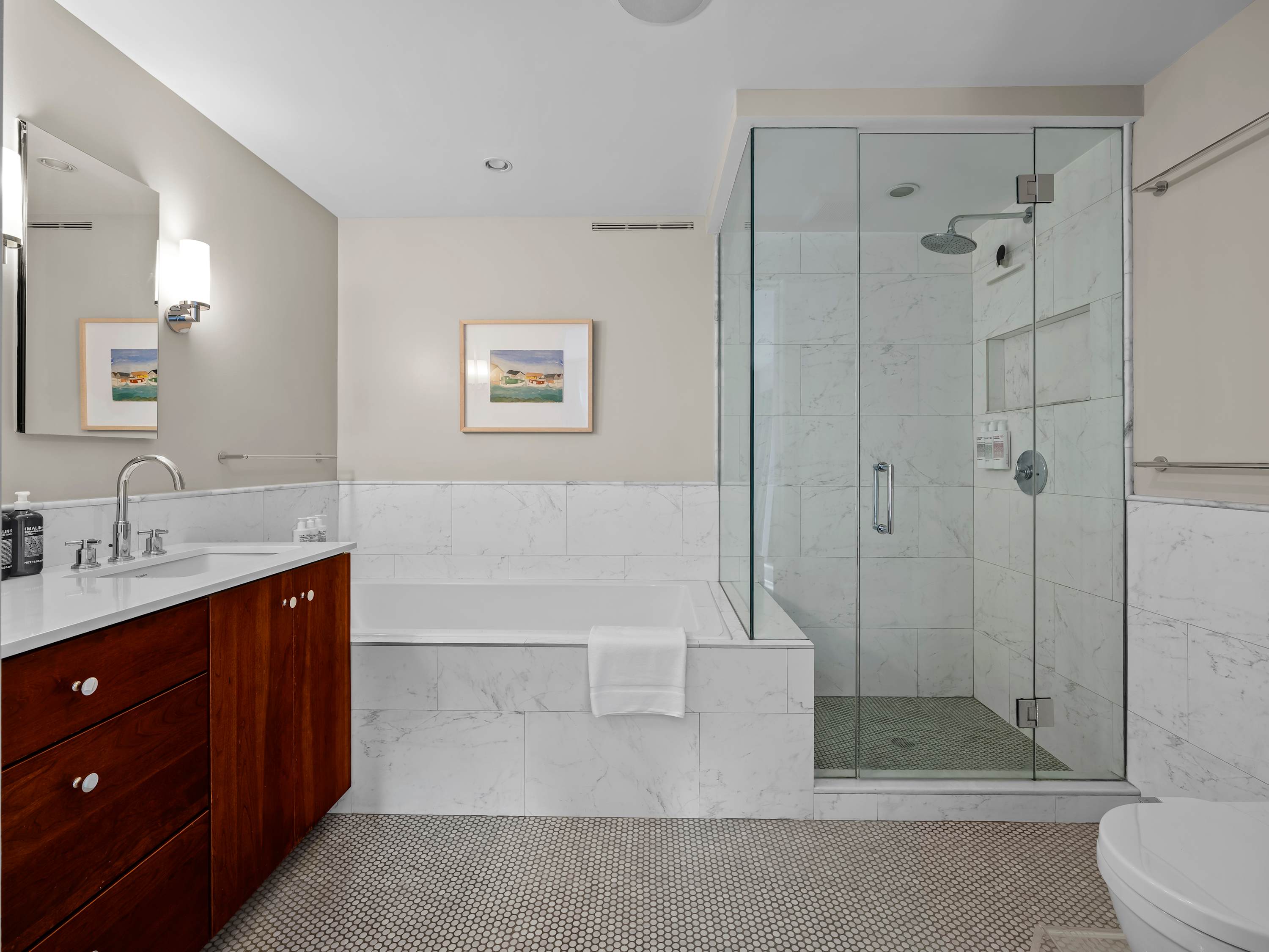 Ainslie Residence | Williamsburg | Lavish Townhouse with Private Garden photo 20