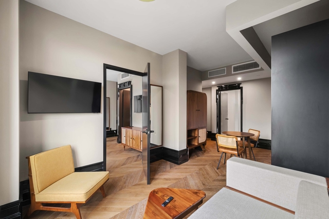 Image of Living space #2