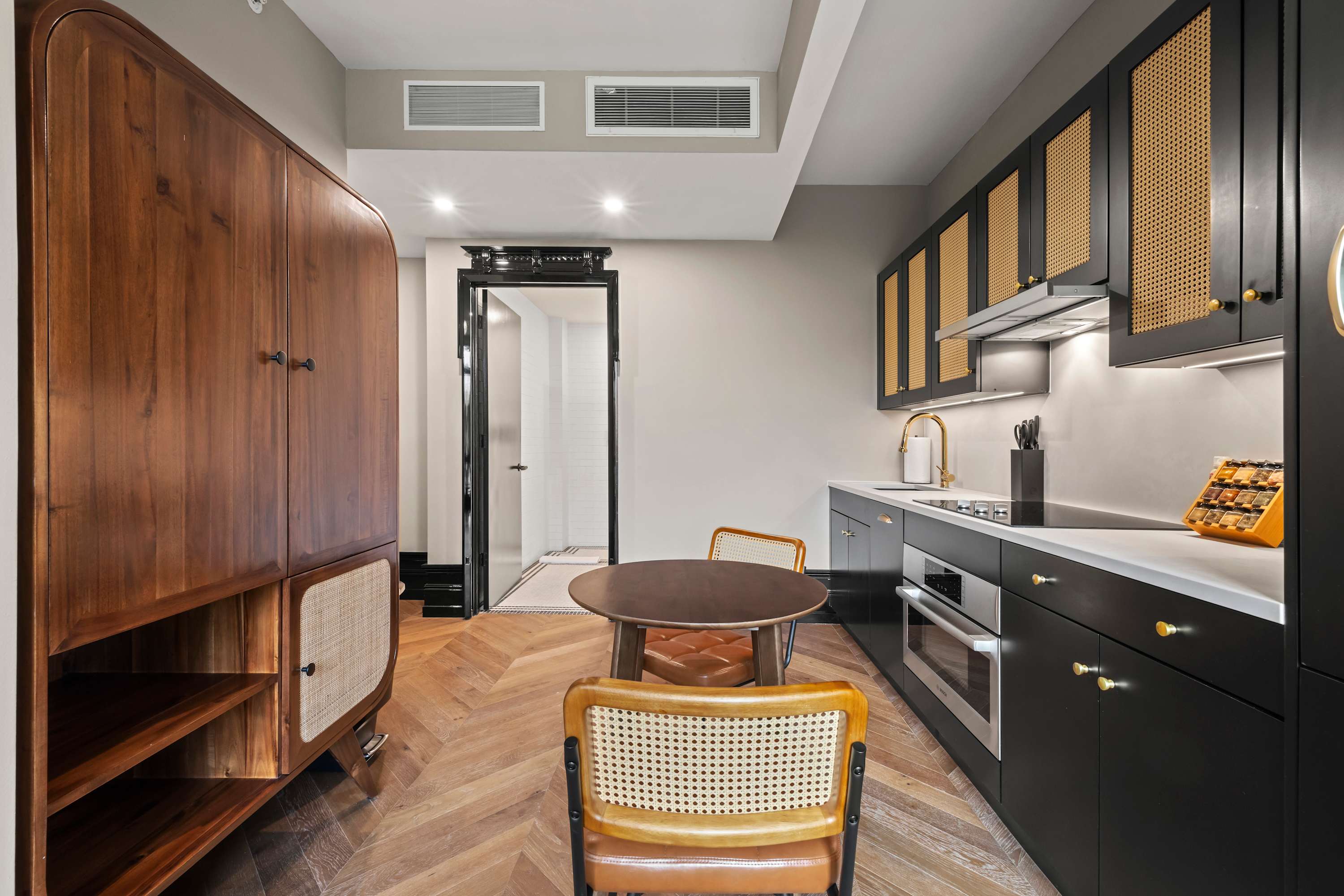 Freeman 403 | Lower East Side | Condo with Shared Amenities photo 7