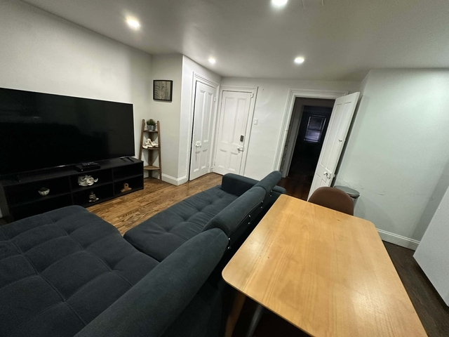 Image of Living space #4