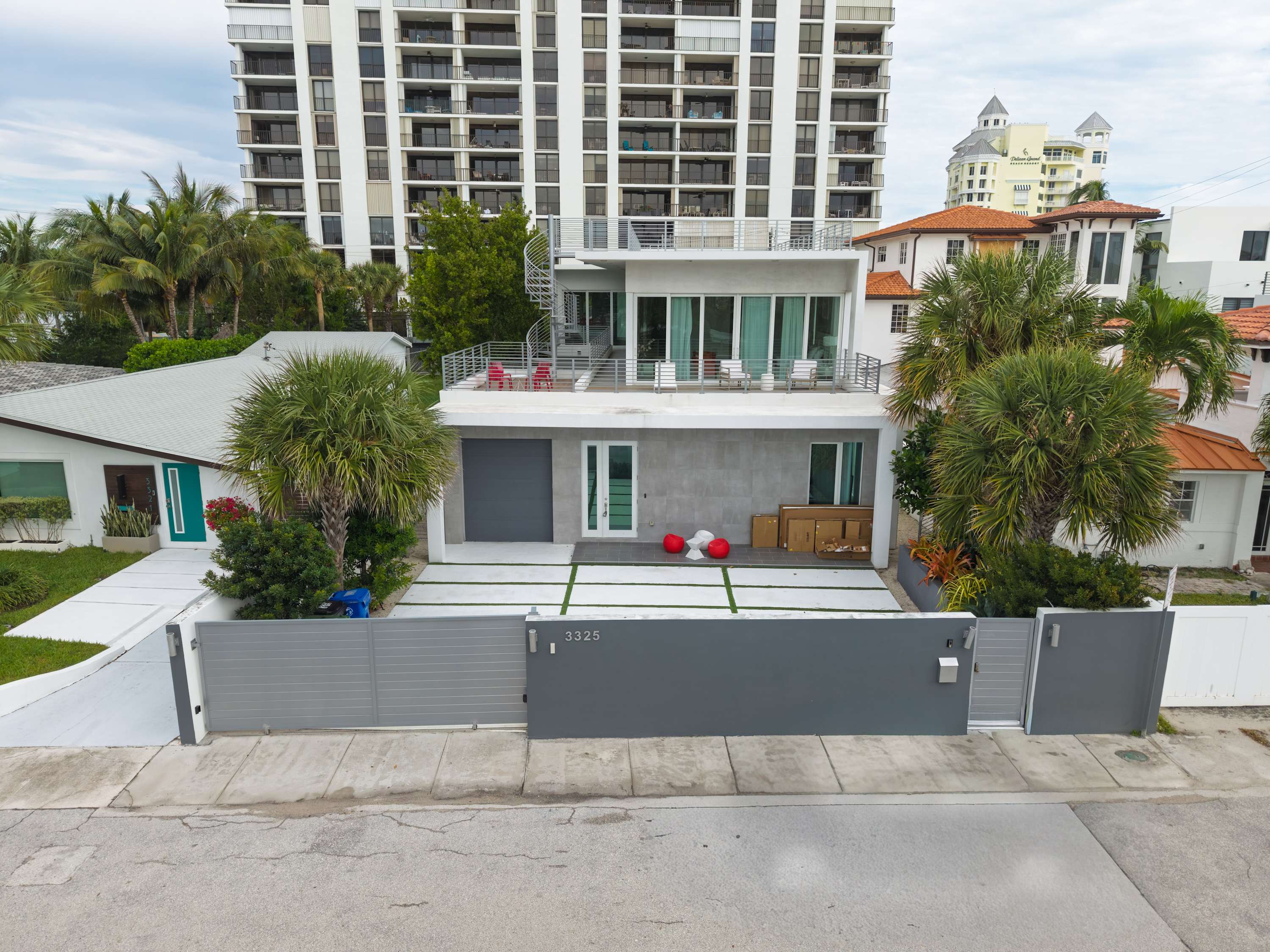 Villa Solara | Fort Lauderdale | Home with Pool and Private Balcony photo 4