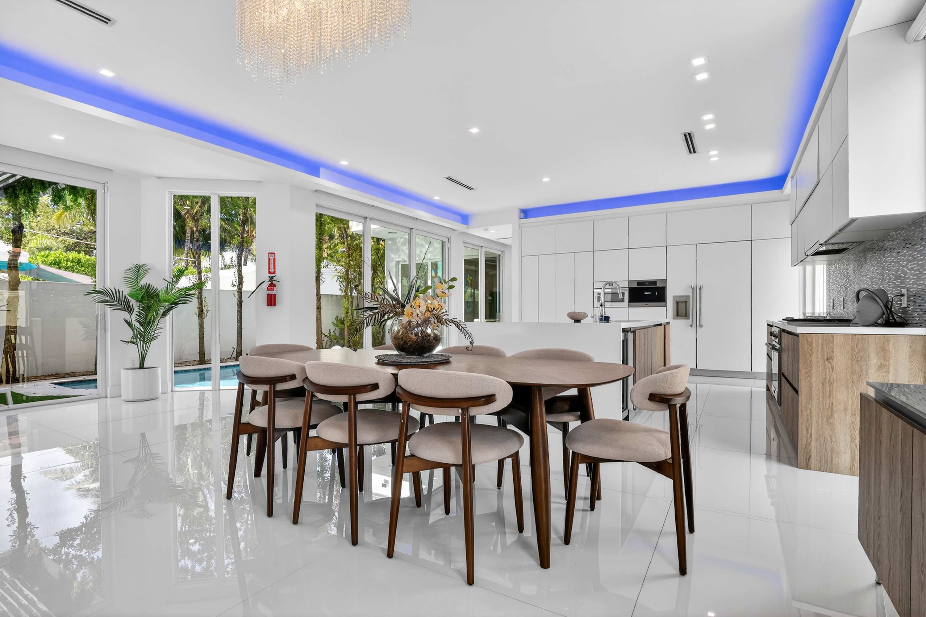 Villa Solara | Fort Lauderdale | Home with Pool and Private Balcony photo 6