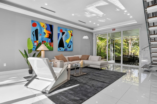 Image of Living space #1