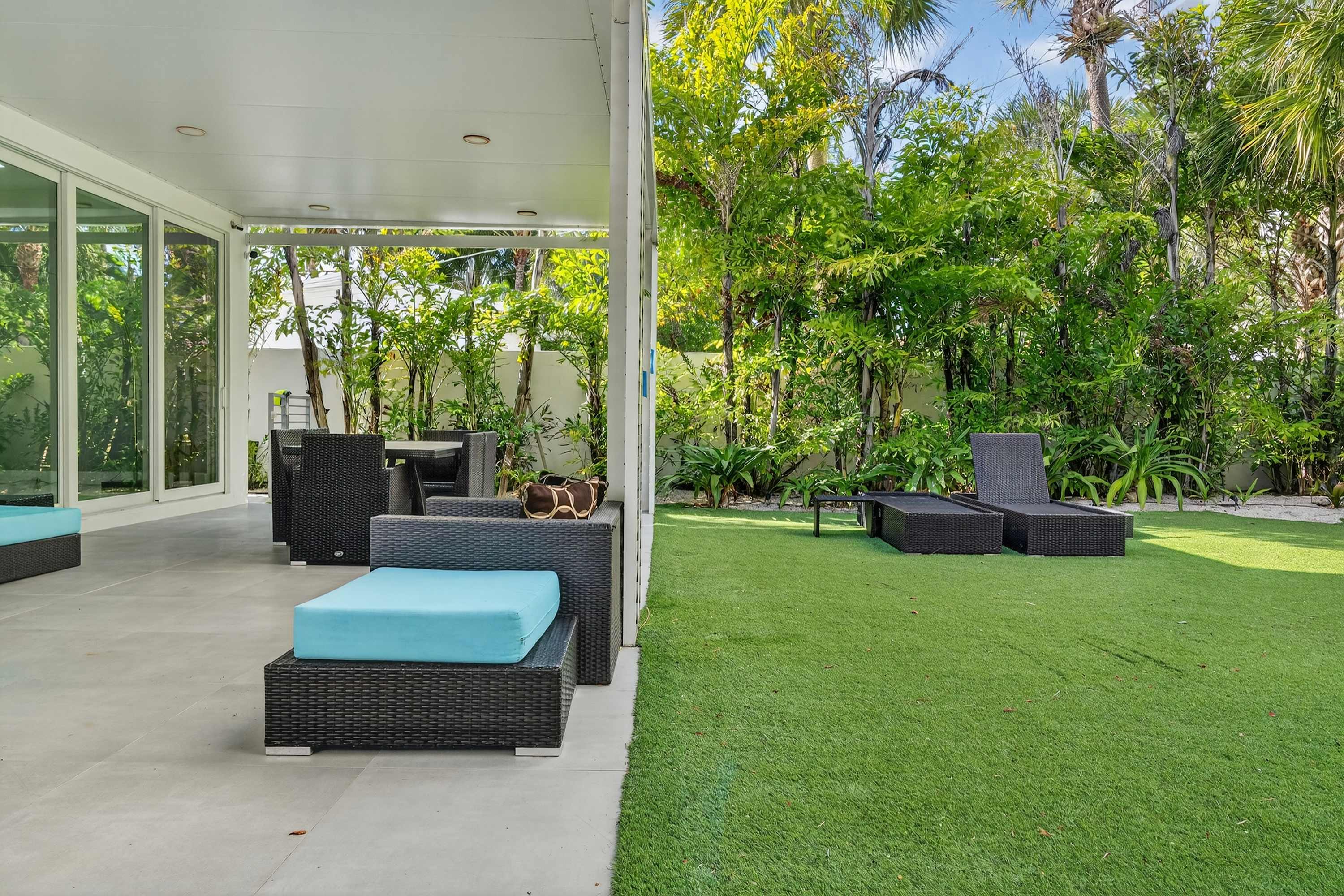 Villa Solara | Fort Lauderdale | Home with Pool and Private Balcony photo 5