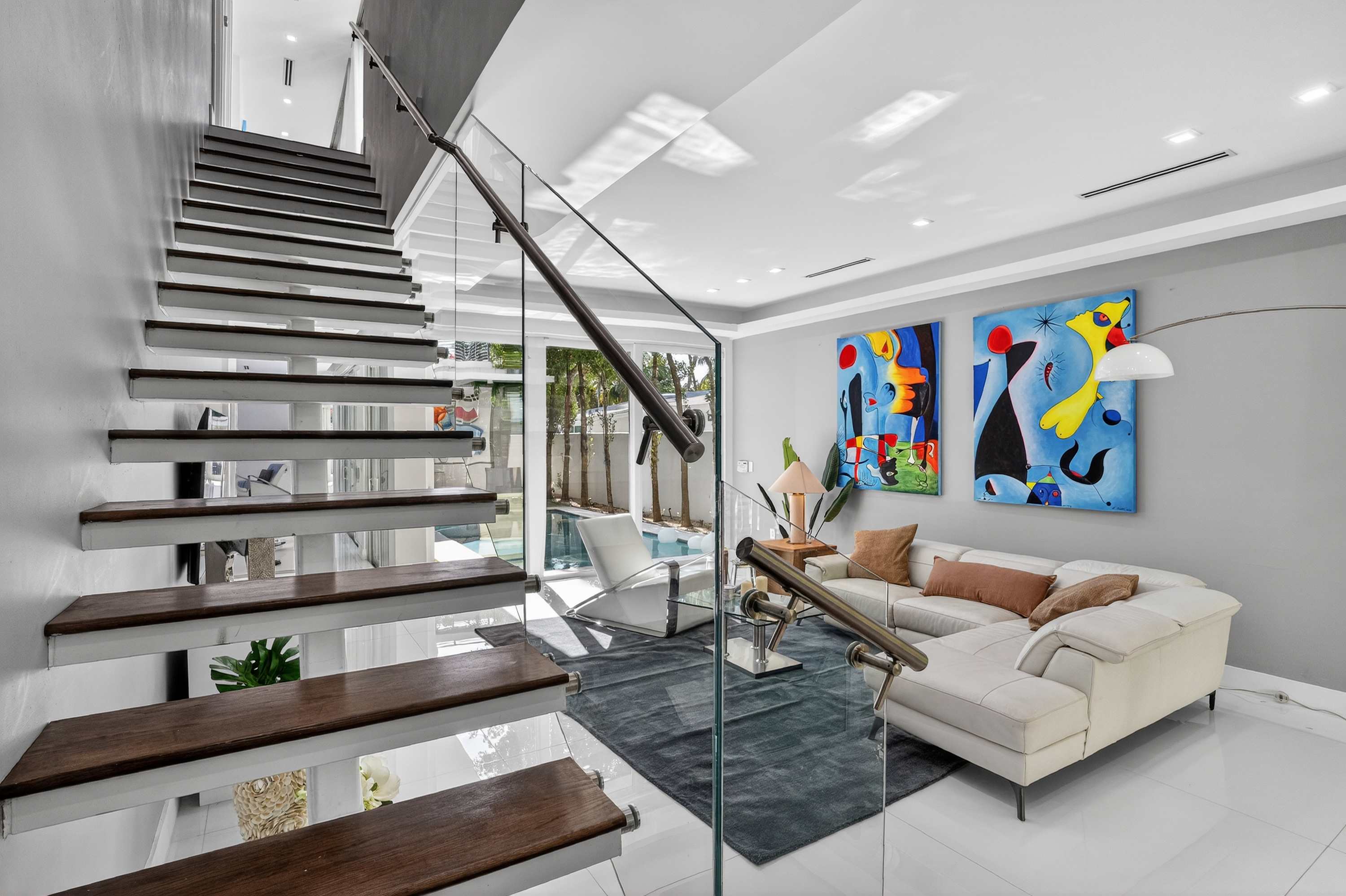 Villa Solara | Fort Lauderdale | Home with Pool and Private Balcony photo 15