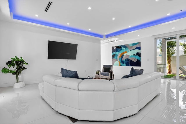 Image of Living space #9
