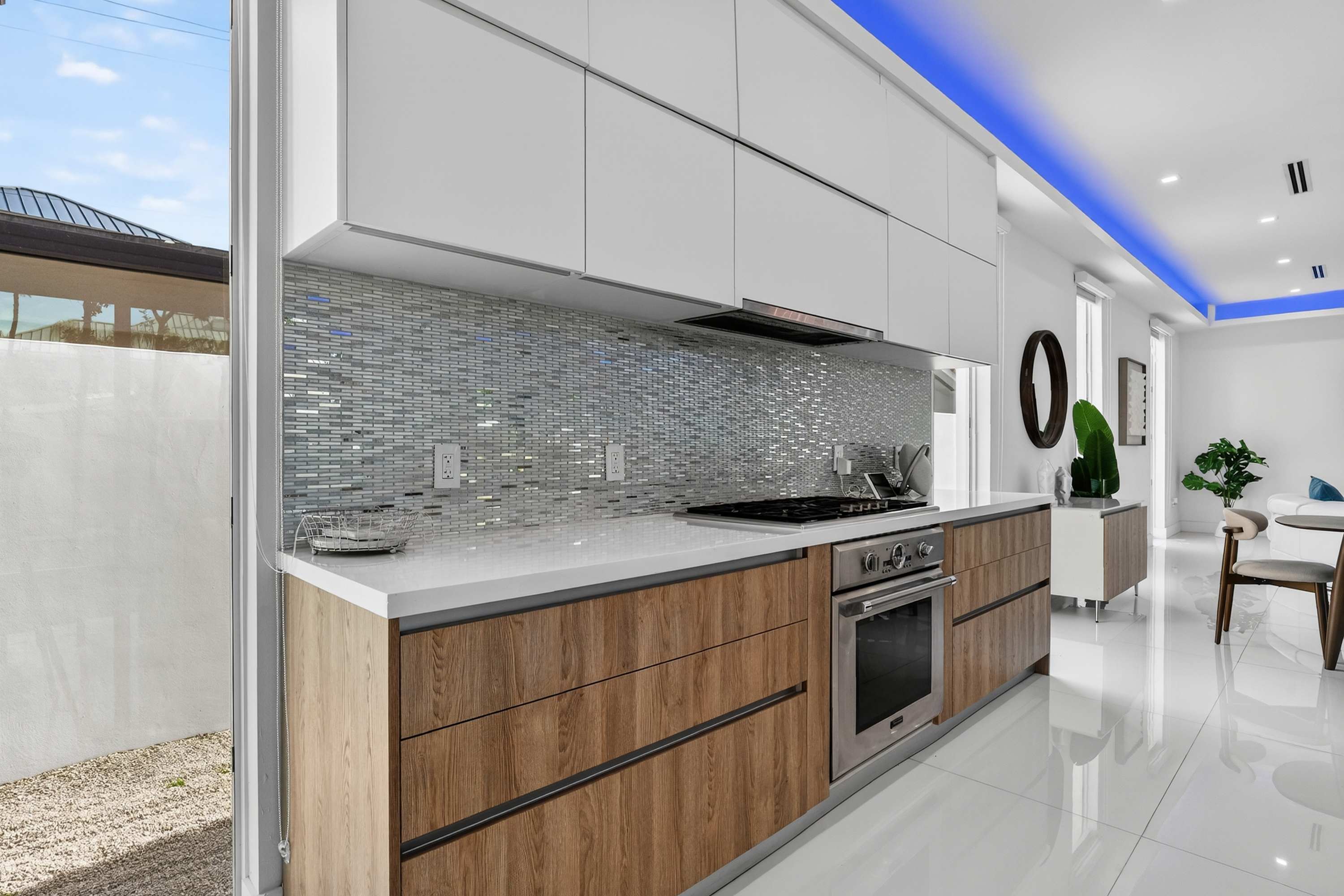 Villa Solara | Fort Lauderdale | Home with Pool and Private Balcony photo 28
