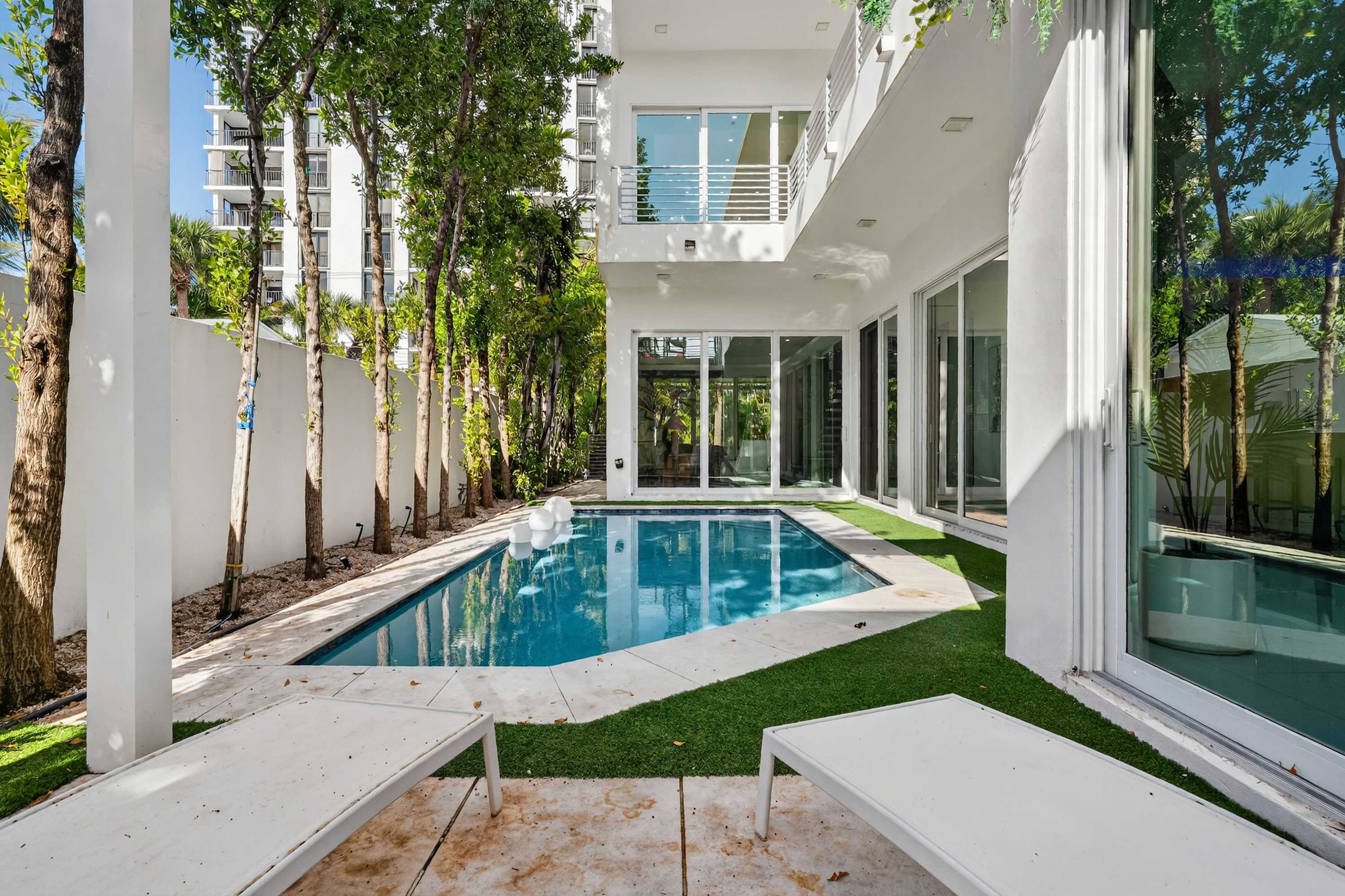 Villa Solara | Fort Lauderdale | Home with Pool and Private Balcony photo 50
