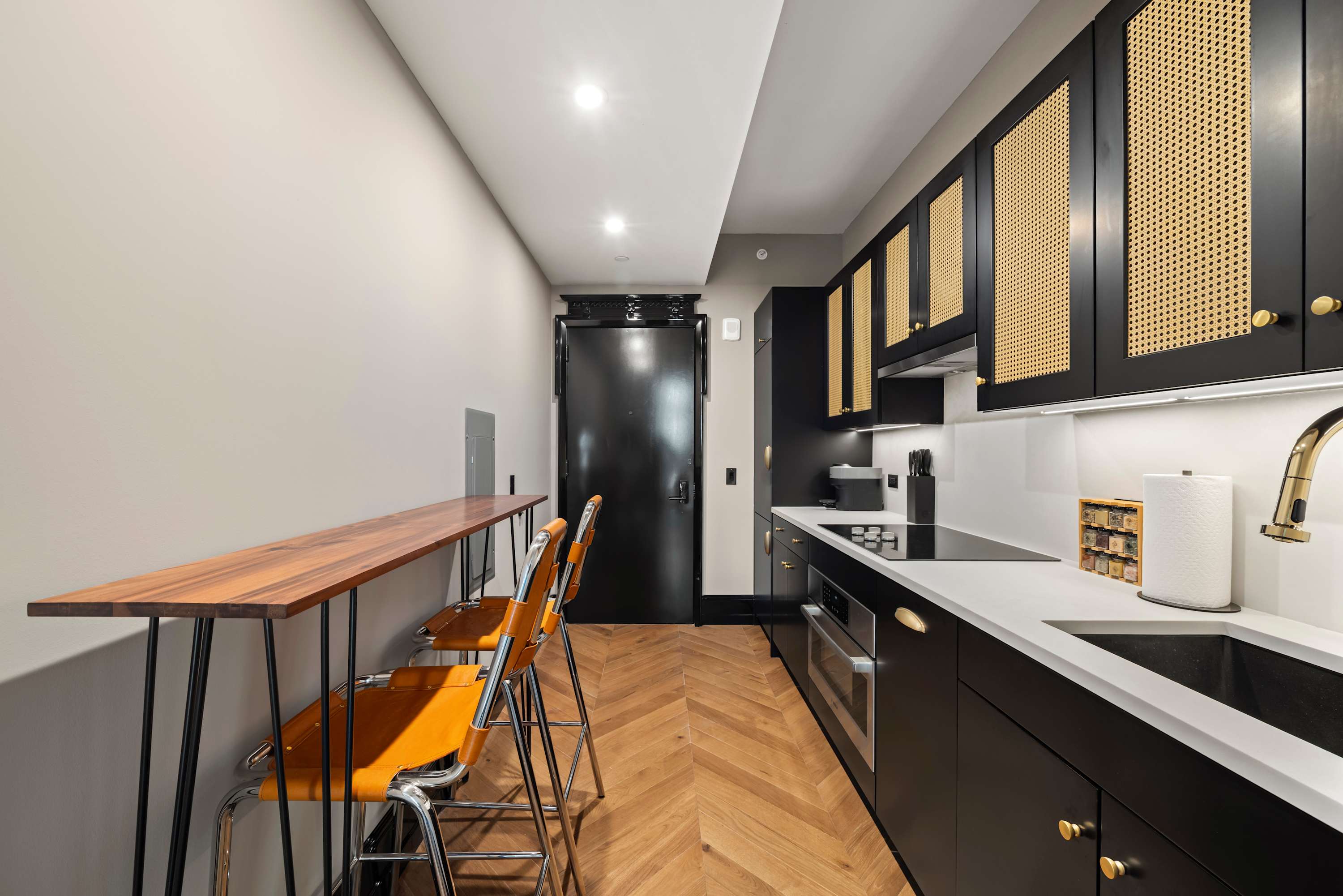 Freeman 401 | Lower East Side | Condo with Shared Amenities photo 3