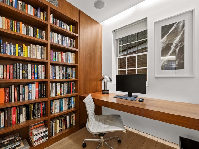 Image of Living space #10