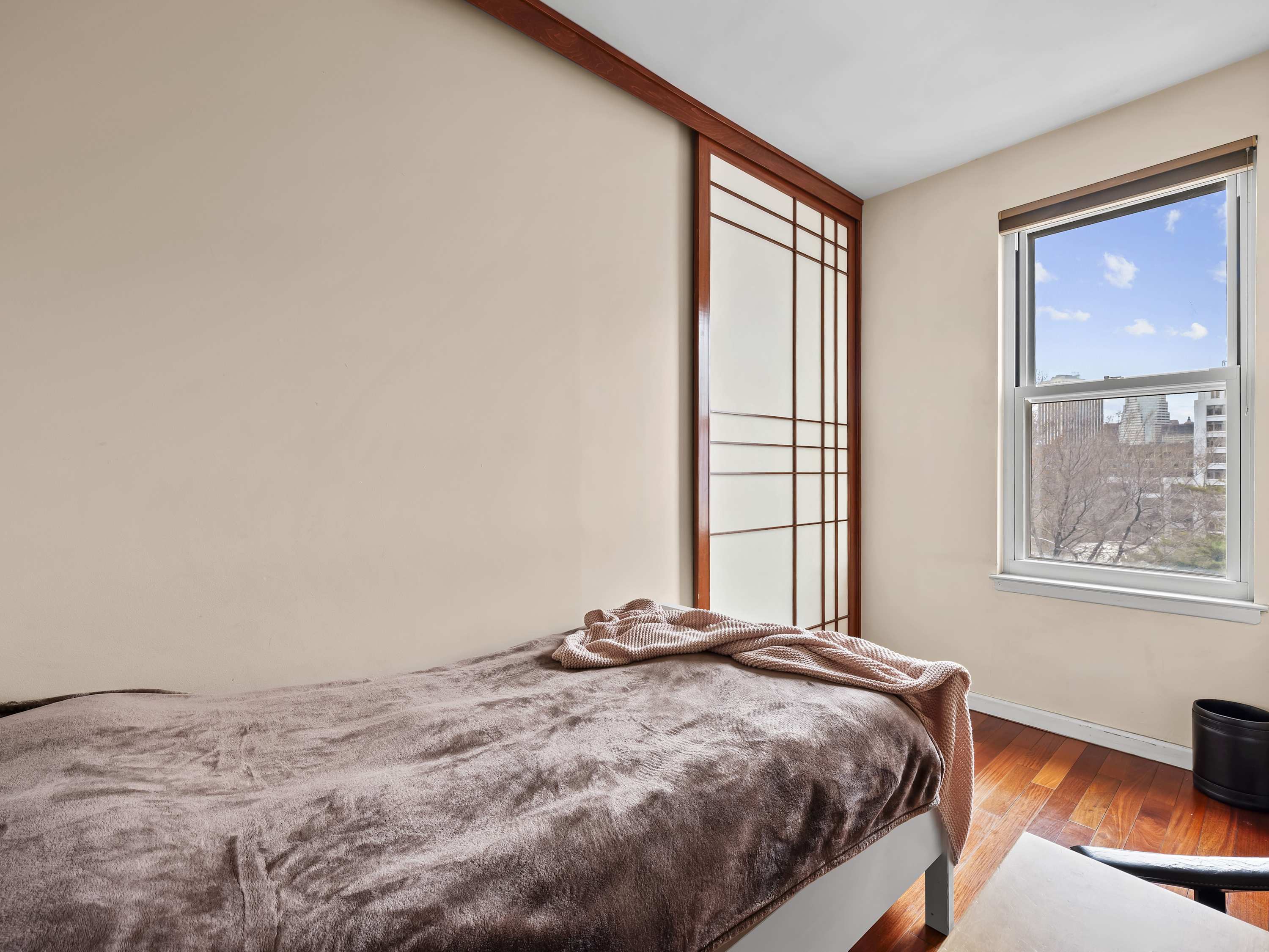 Horizon Loft | Brooklyn Heights | Modern Apartment w/ City Views photo 17