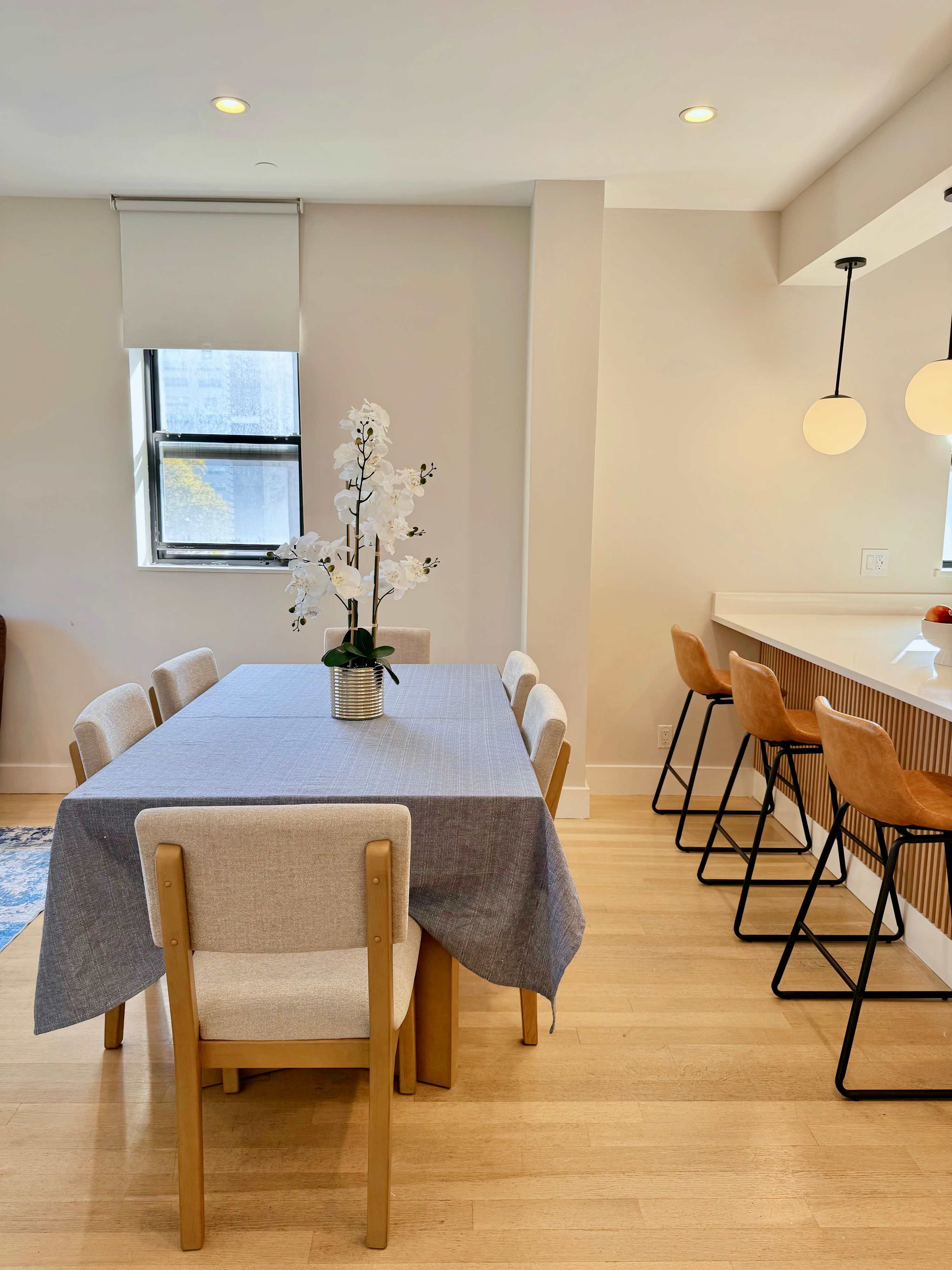 Eastbourne III | Upper East Side | Full-floor Apartment w/ Balcony photo 7