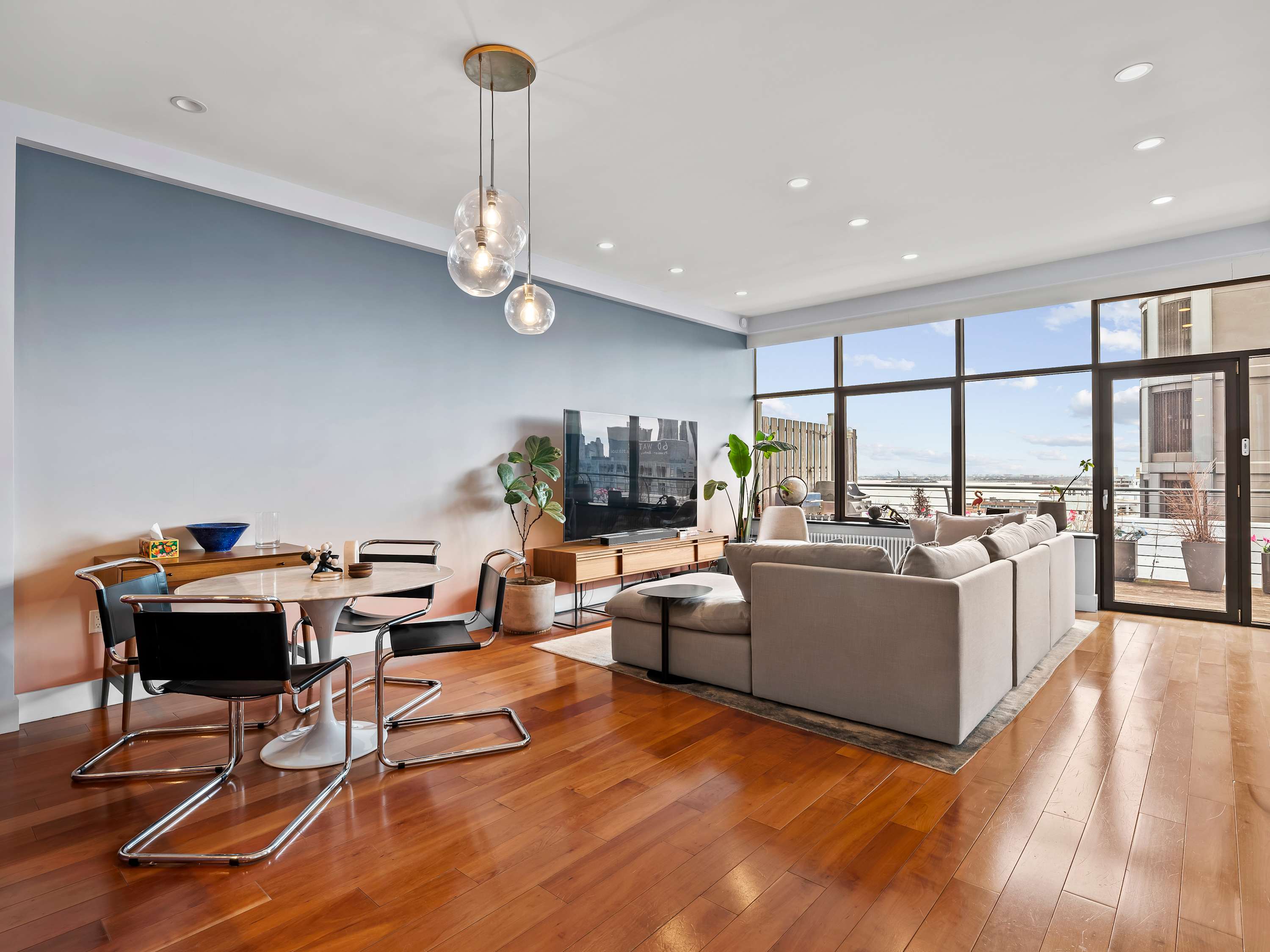 Skyline Terrace | Dumbo | Penthouse w/ Private Terrace & City Views photo 10