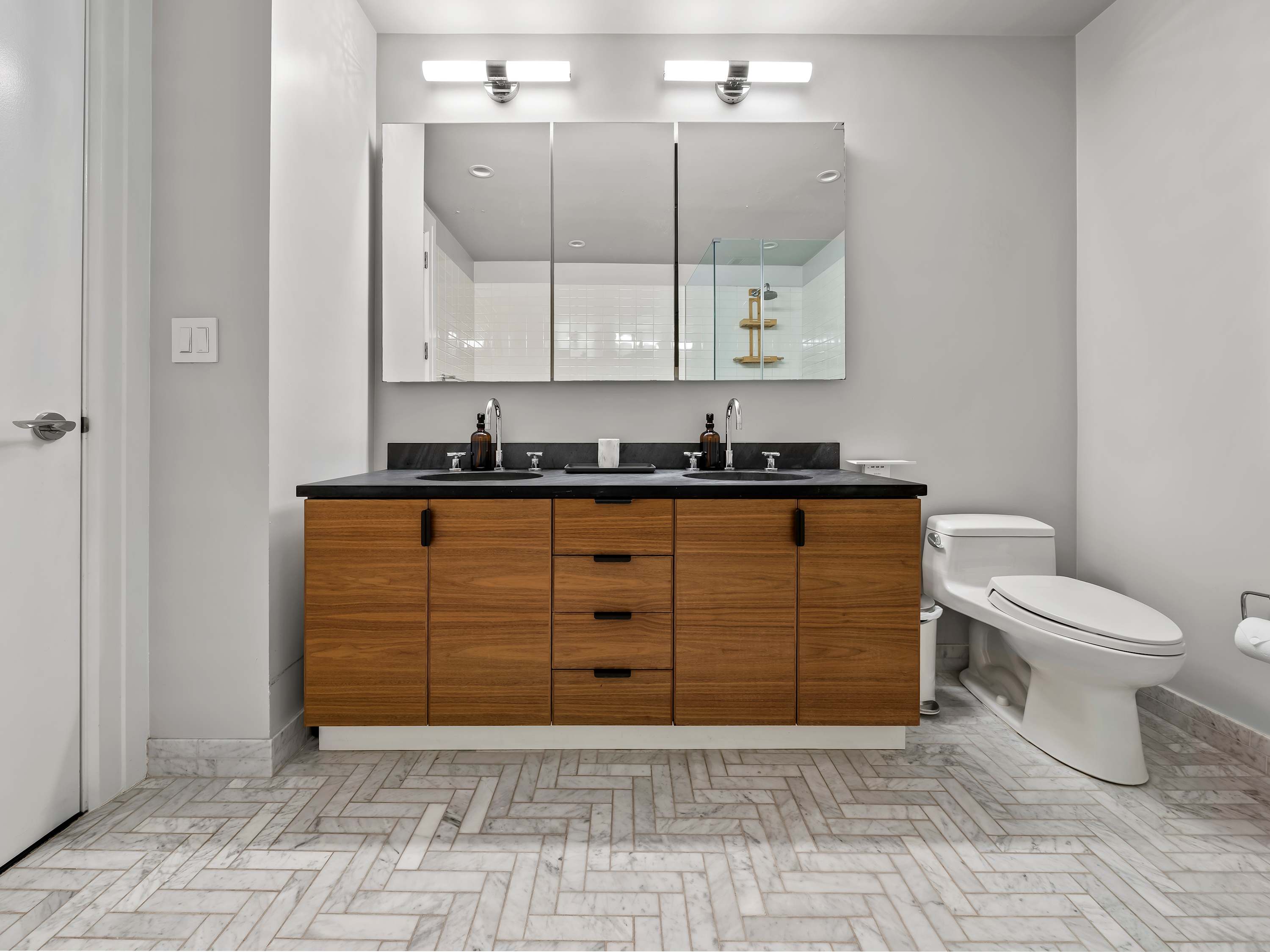 Skyline Terrace | Dumbo | Penthouse w/ Private Terrace & City Views photo 20