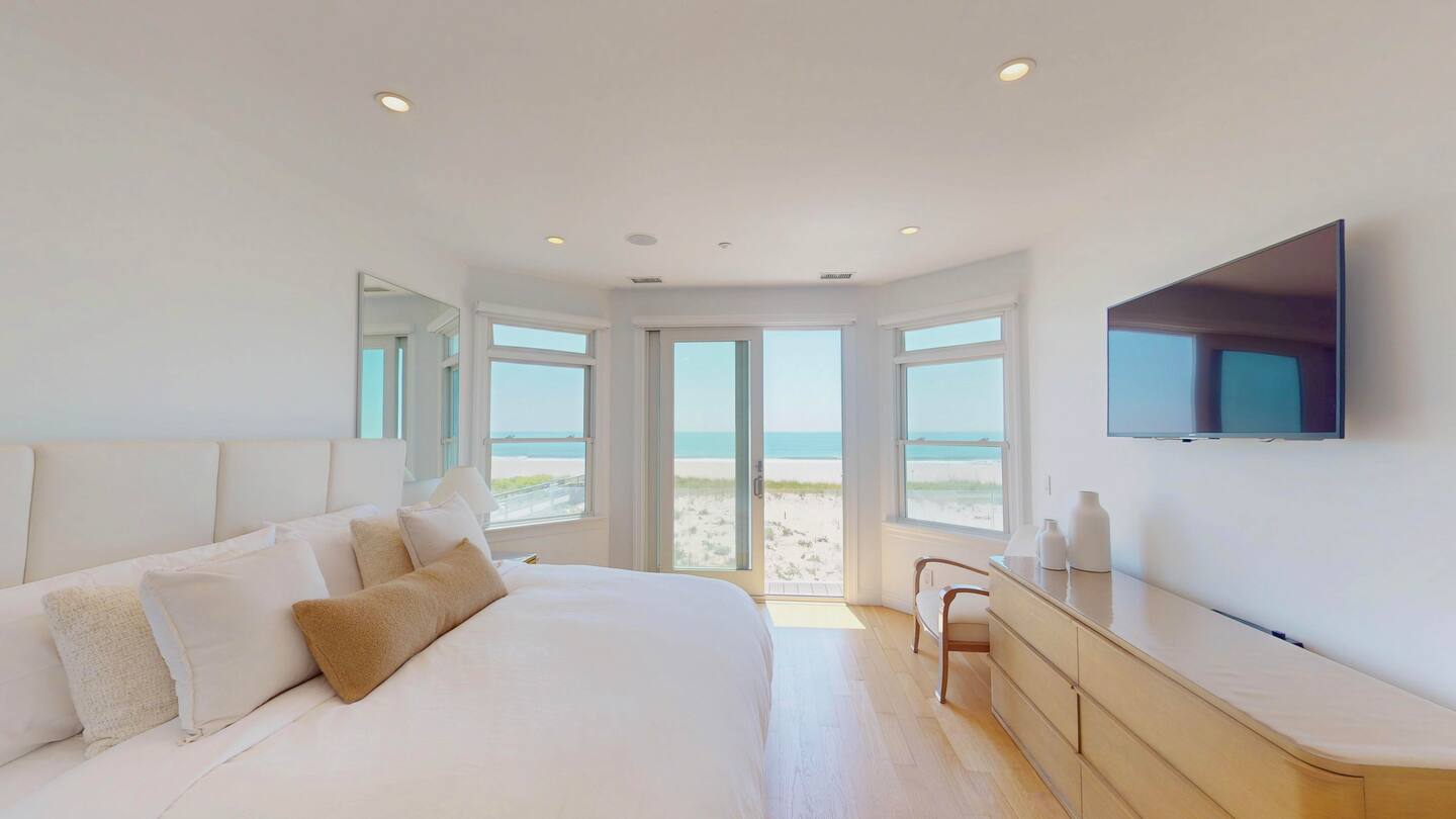 Atlantic Dunes | Westhampton Beach | Oceanfront Home w/Pool & Hot Tub photo 41