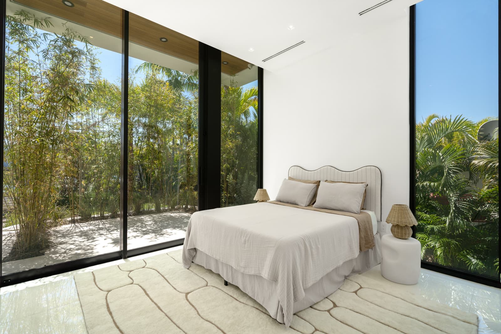 Villa Luma | Biscayne Point | Luxe Waterfront Home w/ Pool and Spa photo 16