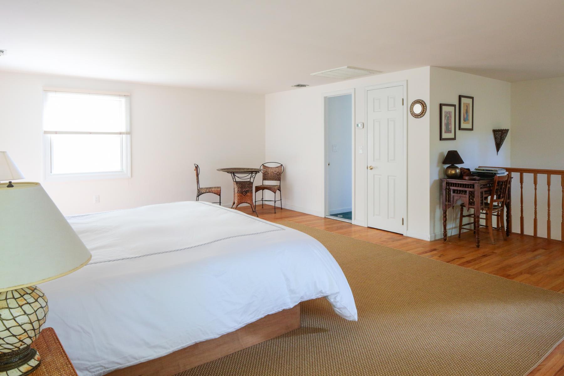 Narrow Lane Estate | Bridgehampton | Luxe Hamptons Estate w/ Pool & Grounds photo 8