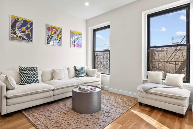 Image of Living space #2
