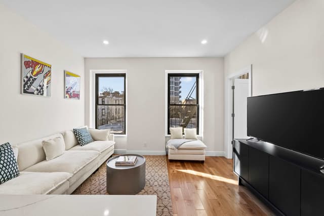Image of Living space #4