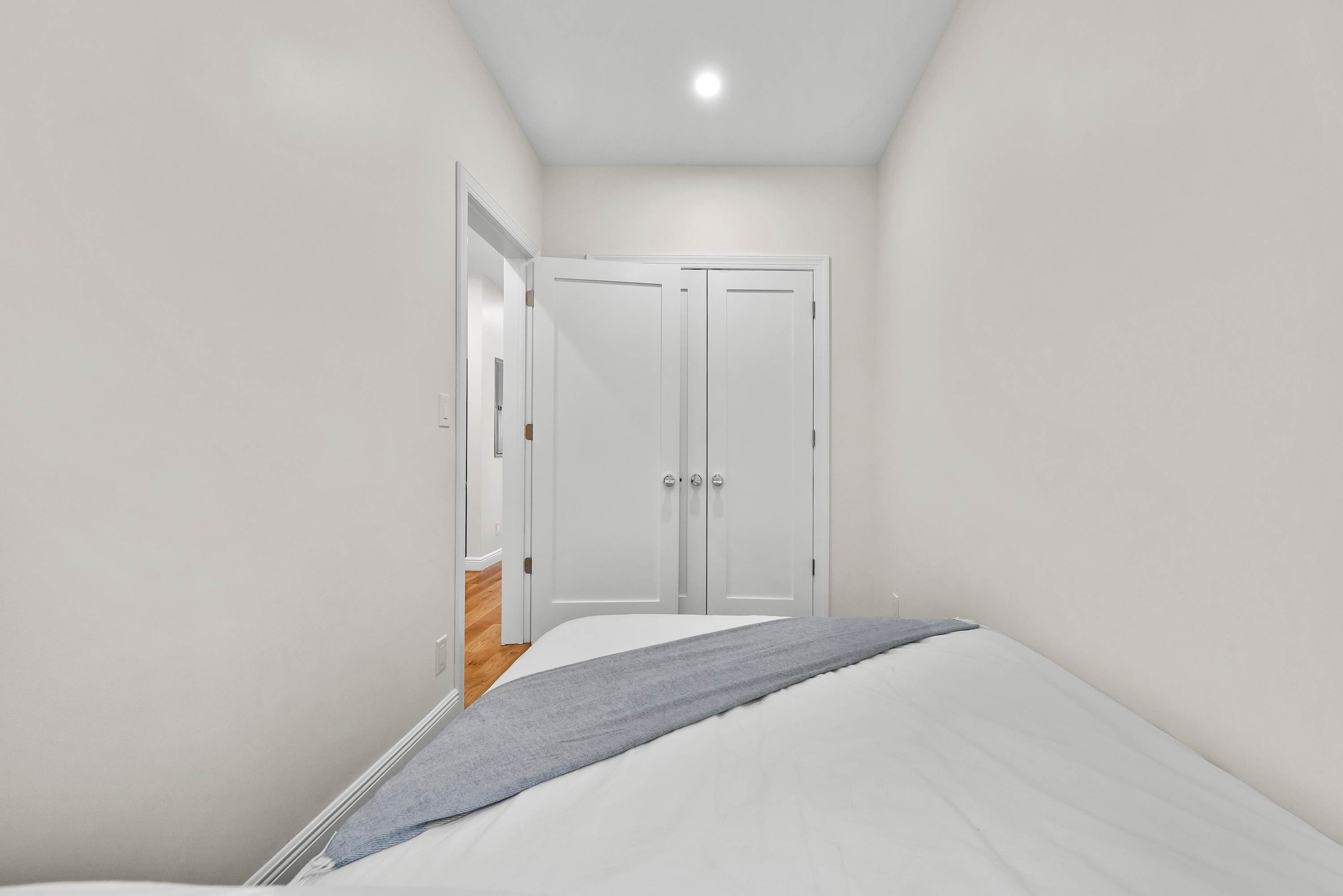 Carroll Place III | Caroll Gardens | Bright Apartment photo 18