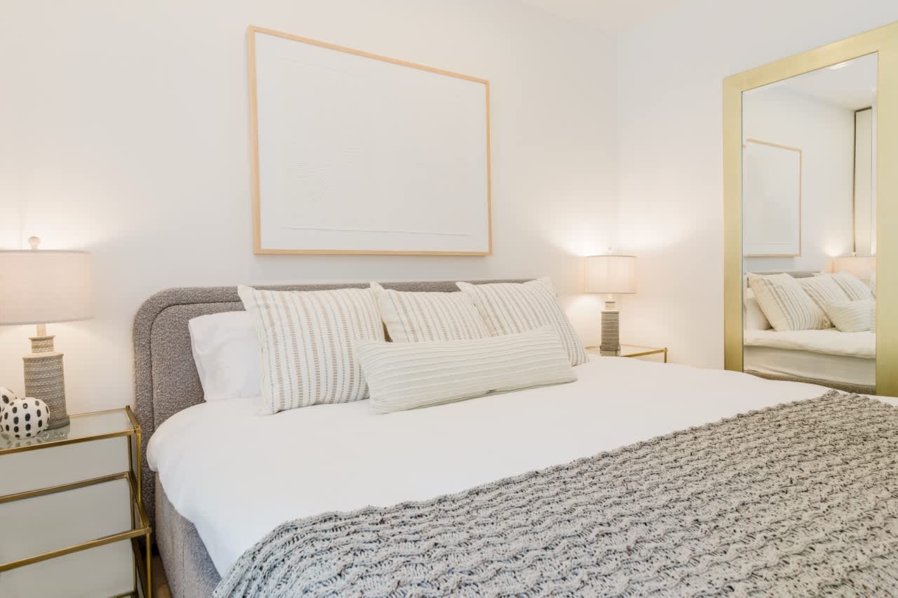 Diplomat I | Midtown East | Designer Duplex w/Garden & Shared Rooftop photo 18