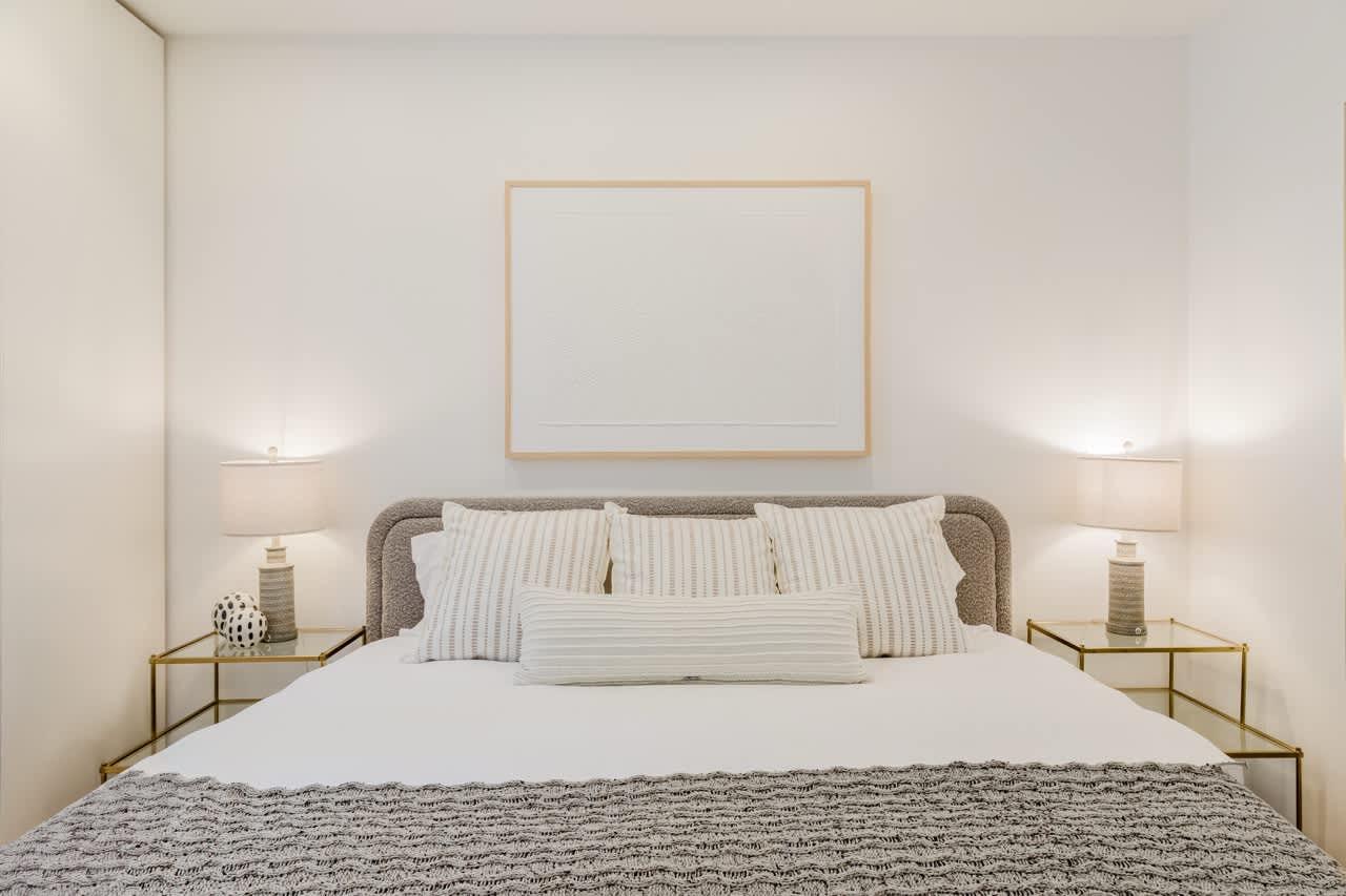 Diplomat I | Midtown East | Designer Duplex w/Garden & Shared Rooftop photo 17