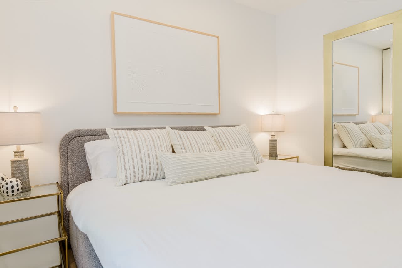 Diplomat I | Midtown East | Designer Duplex w/Garden & Shared Rooftop photo 19