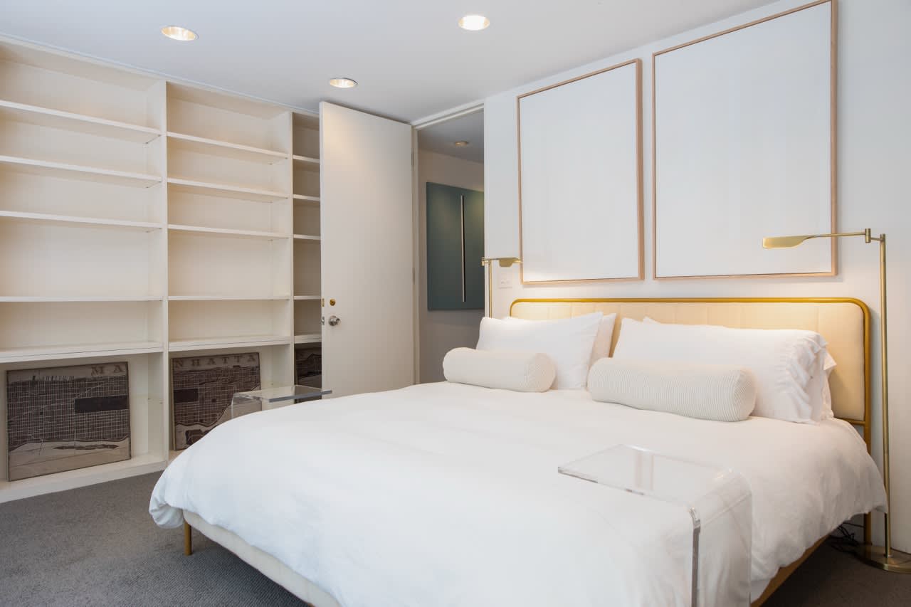 Diplomat I | Midtown East | Designer Duplex w/Garden & Shared Rooftop photo 26