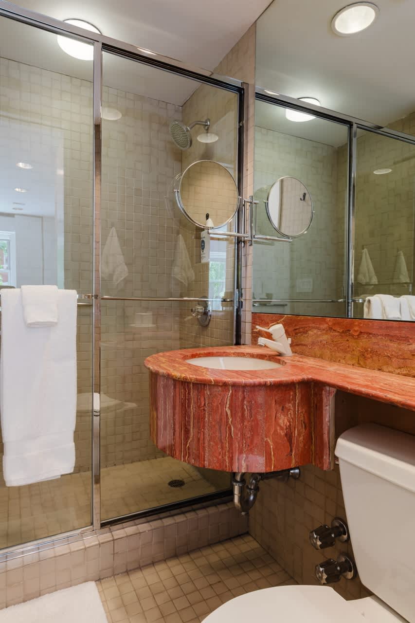 Diplomat I | Midtown East | Designer Duplex w/Garden & Shared Rooftop photo 30