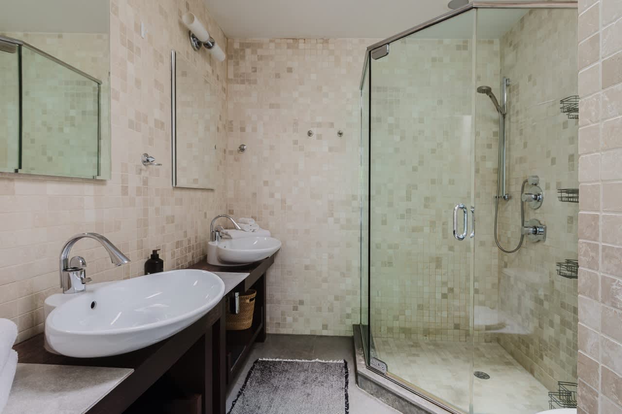 Diplomat IV | Midtown East | Designer Penthouse w/Shared Rooftop photo 20