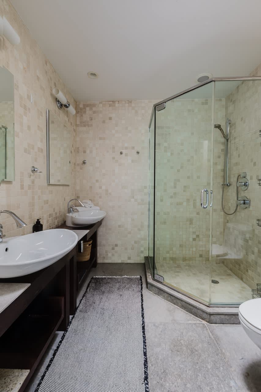 Diplomat IV | Midtown East | Designer Penthouse w/Shared Rooftop photo 19