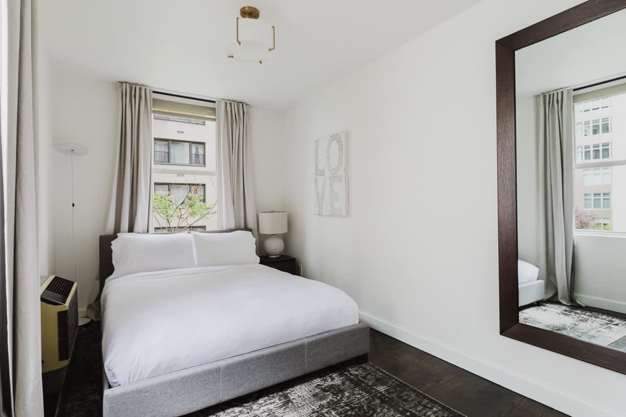 Diplomat IV | Midtown East | Designer Penthouse w/Shared Rooftop photo 22