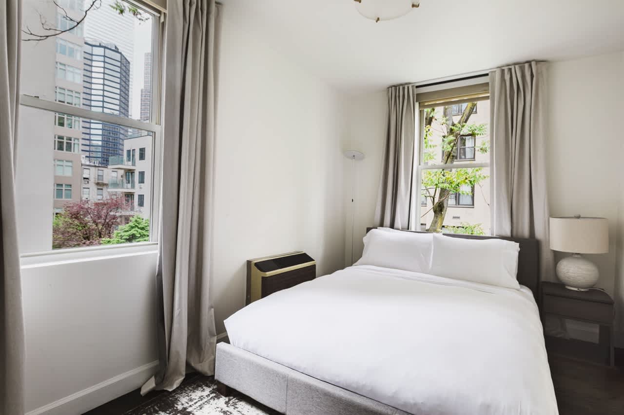 Diplomat IV | Midtown East | Designer Penthouse w/Shared Rooftop photo 23