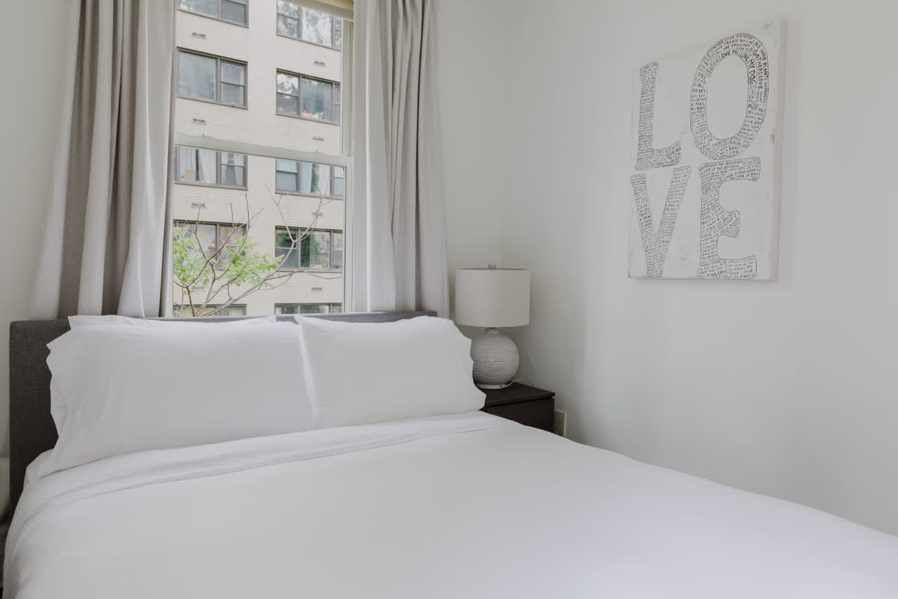 Diplomat IV | Midtown East | Designer Penthouse w/Shared Rooftop photo 24