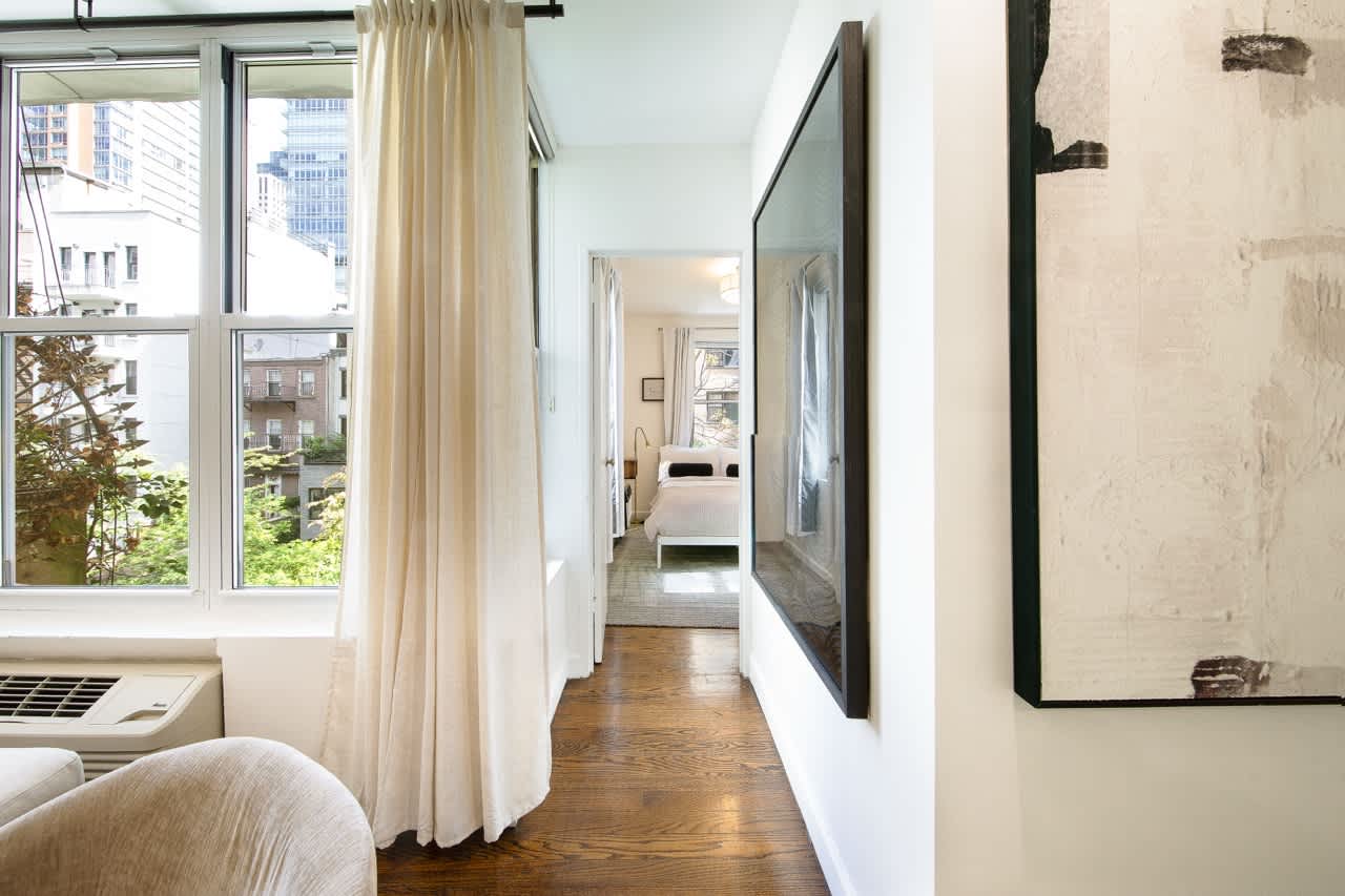Diplomat III | Midtown East | Designer Apartment w/Shared Rooftop photo 13