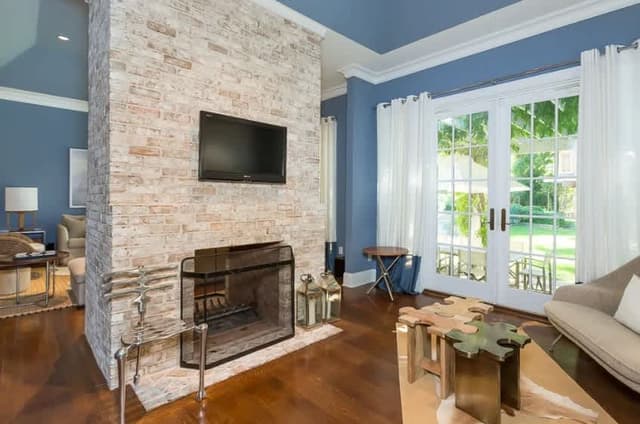 Image of Living space #2