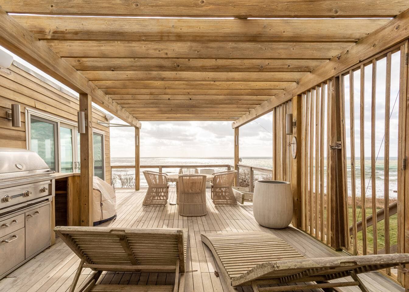 Surfside Villa | Montauk | Luxe Oceanfront Home with Hot Tub photo 18