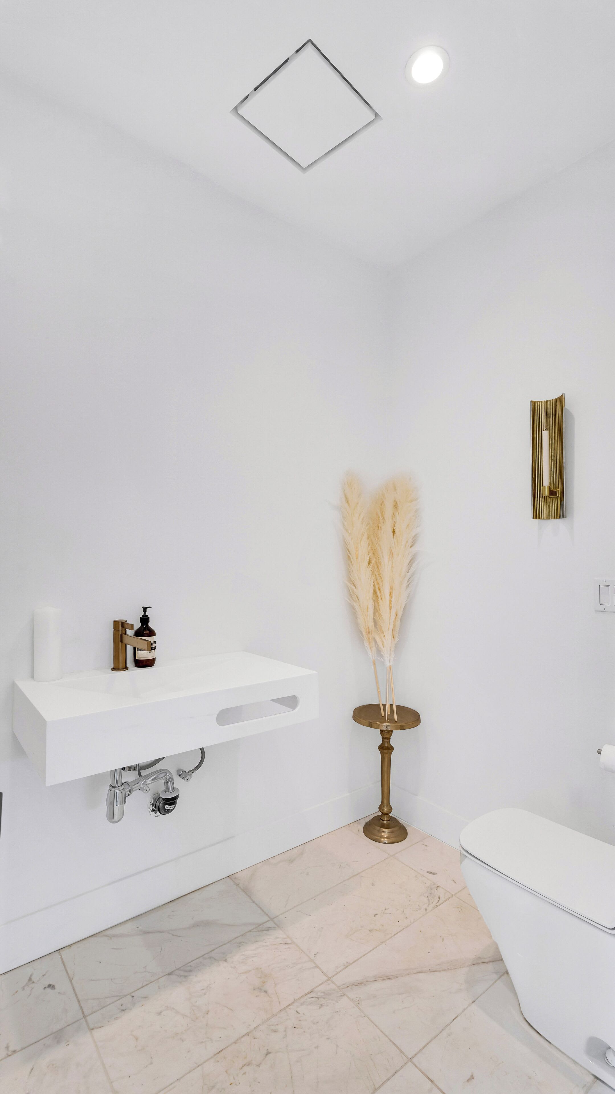 Skyline Manor | Los Angeles | Luxe Hillside Hideaway with Private Balcony and City Views photo 23