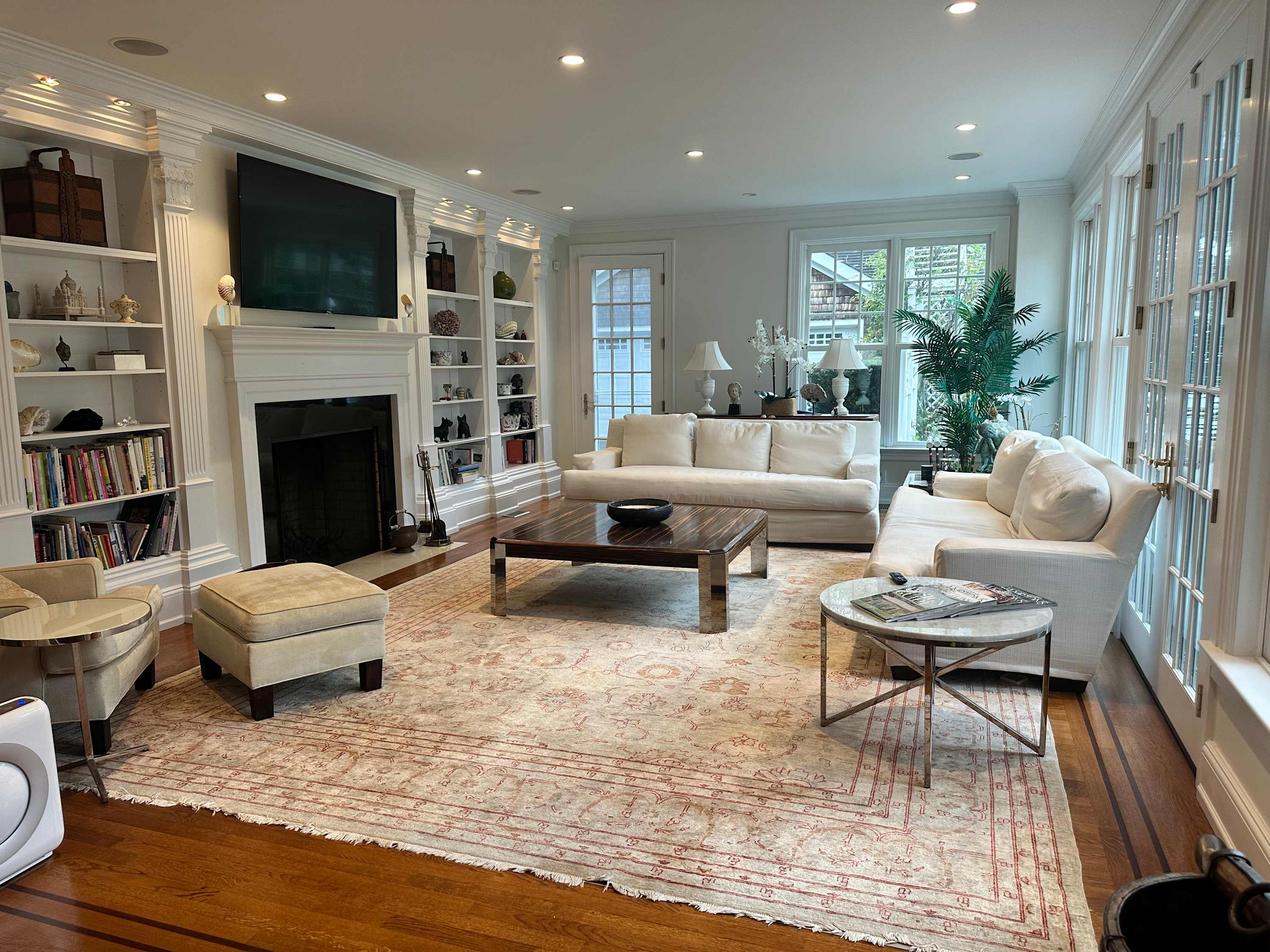 Willow Manor | Southampton | Luxe Home with Pool and Gym photo 3