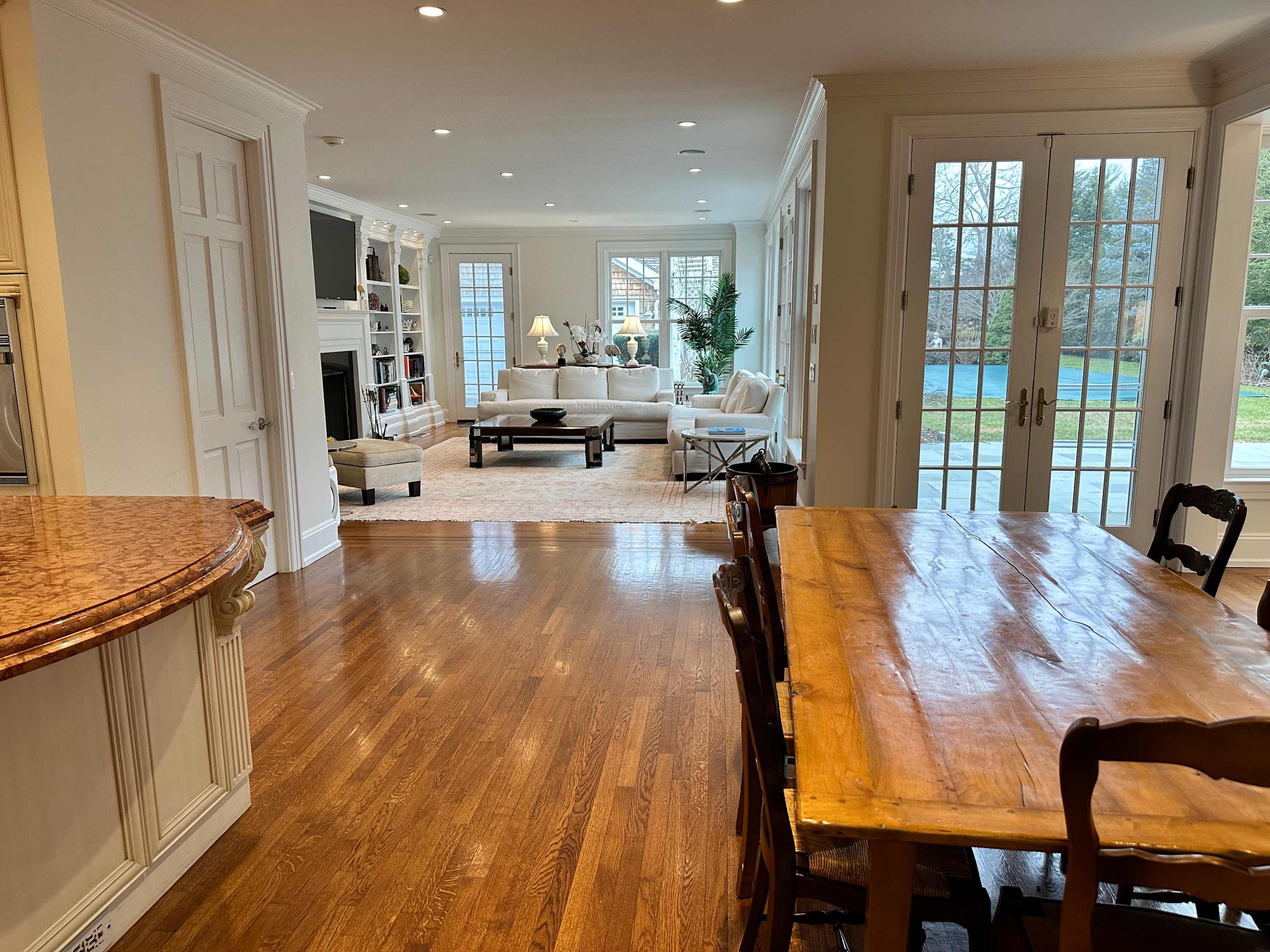 Willow Manor | Southampton | Luxe Home with Pool and Gym photo 9