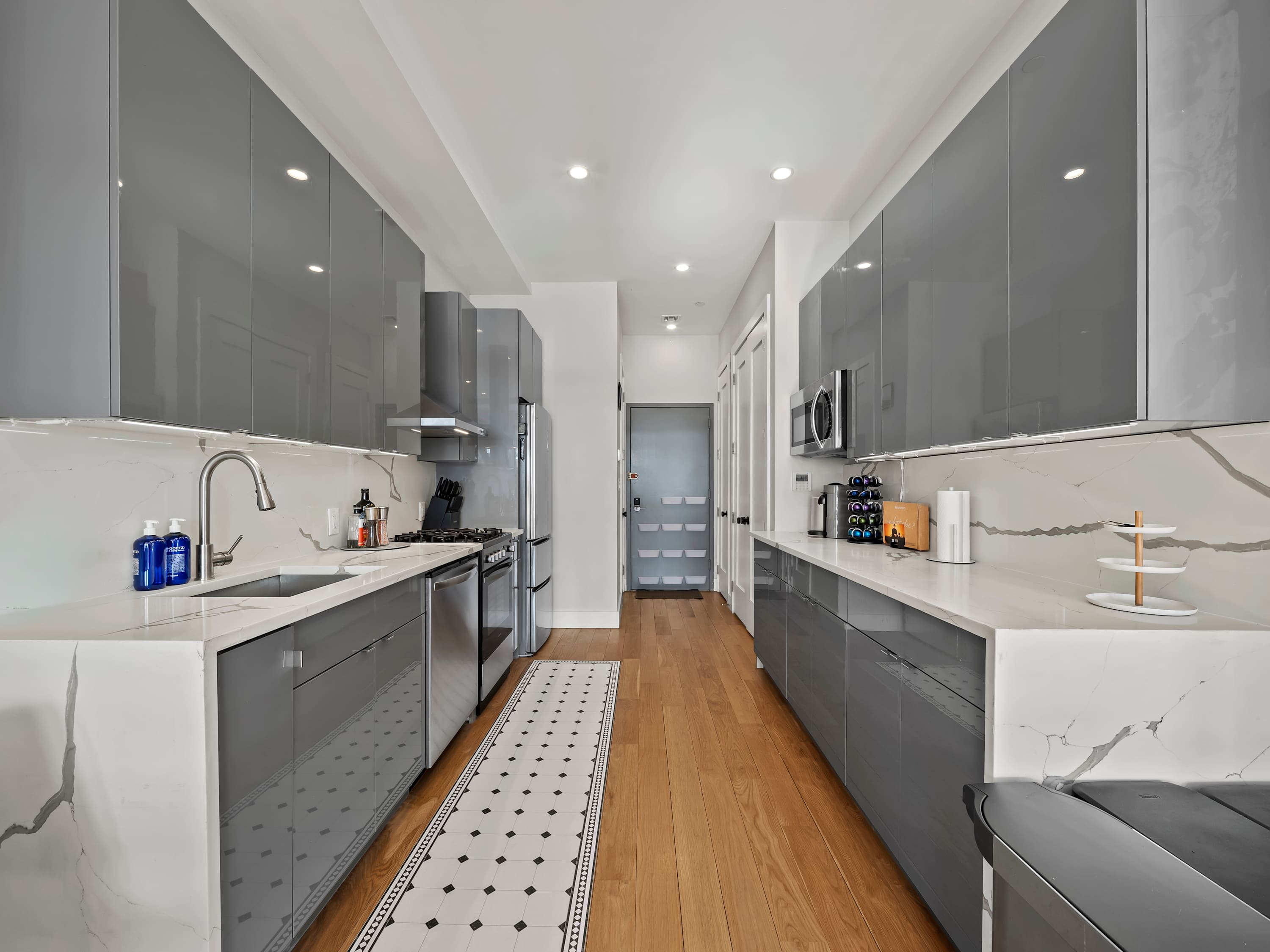 Carroll Court II | Crown Heights | Apartment w/ Private Terrace photo 8