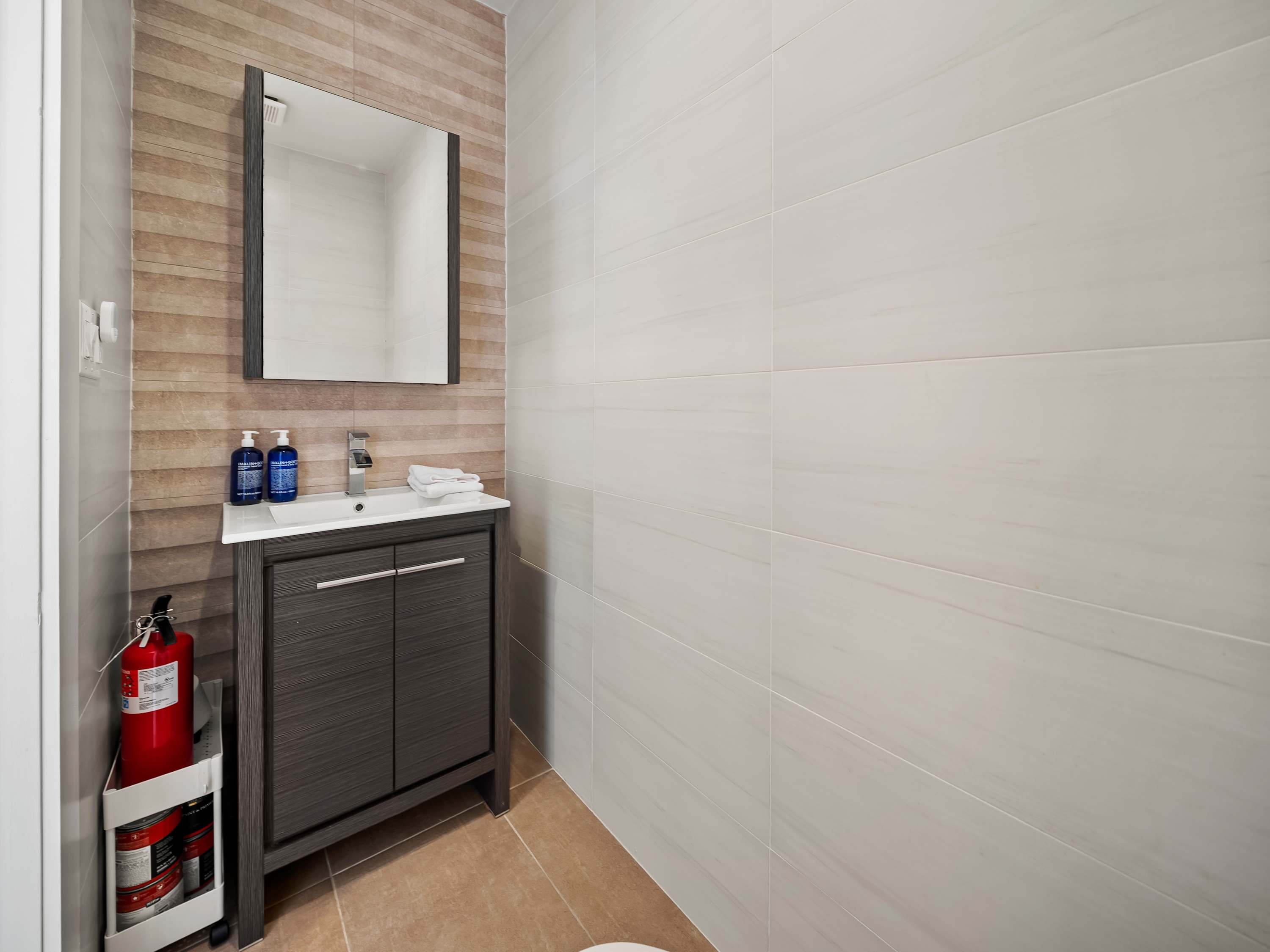 Carroll Court II | Crown Heights | Apartment w/ Private Terrace photo 16