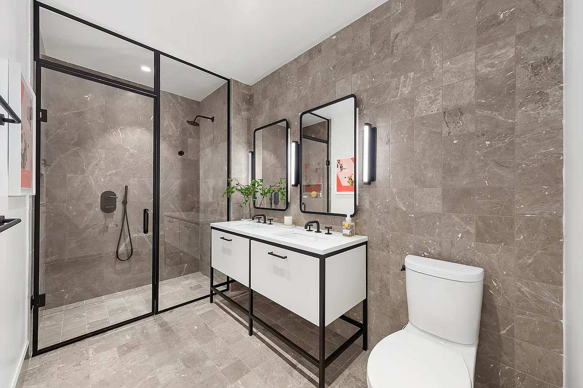 Huron Heights | Greenpoint | Luxe Penthouse with River Views photo 7