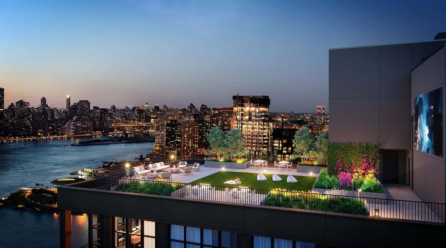 Huron Heights | Greenpoint | Luxe Penthouse with River Views photo 18