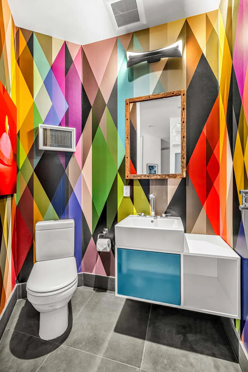 Washington Loft | Tribeca | Designer Loft with Private Balcony photo 10